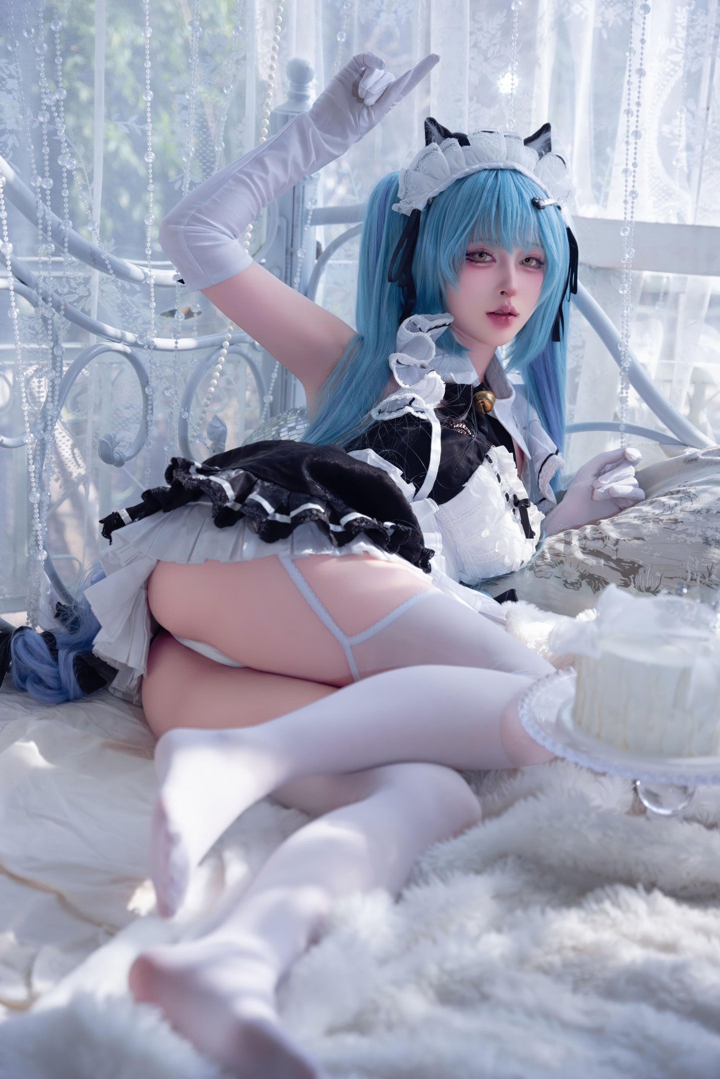 [Cosplay] Shimizu Yuno - Nikke Goddess of Victory Plavati: Blue-Haired Cat-Eared Maid with Sheer Stockings, 85P1V