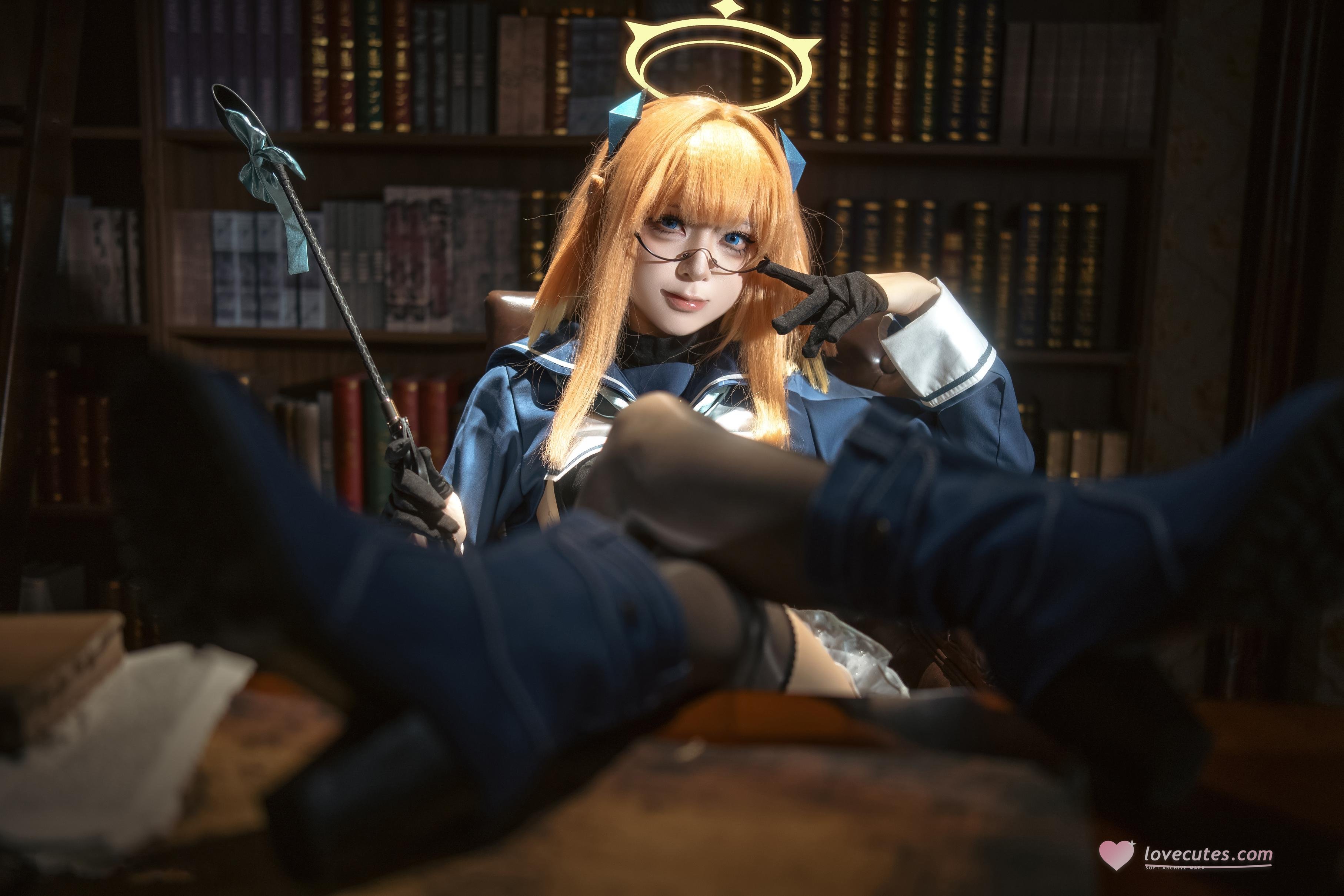 【コスプレ】矢量魚 - 蔚蓝档案 志美子：眼鏡光環図書館 黒スト高スリット露臀再現 50P