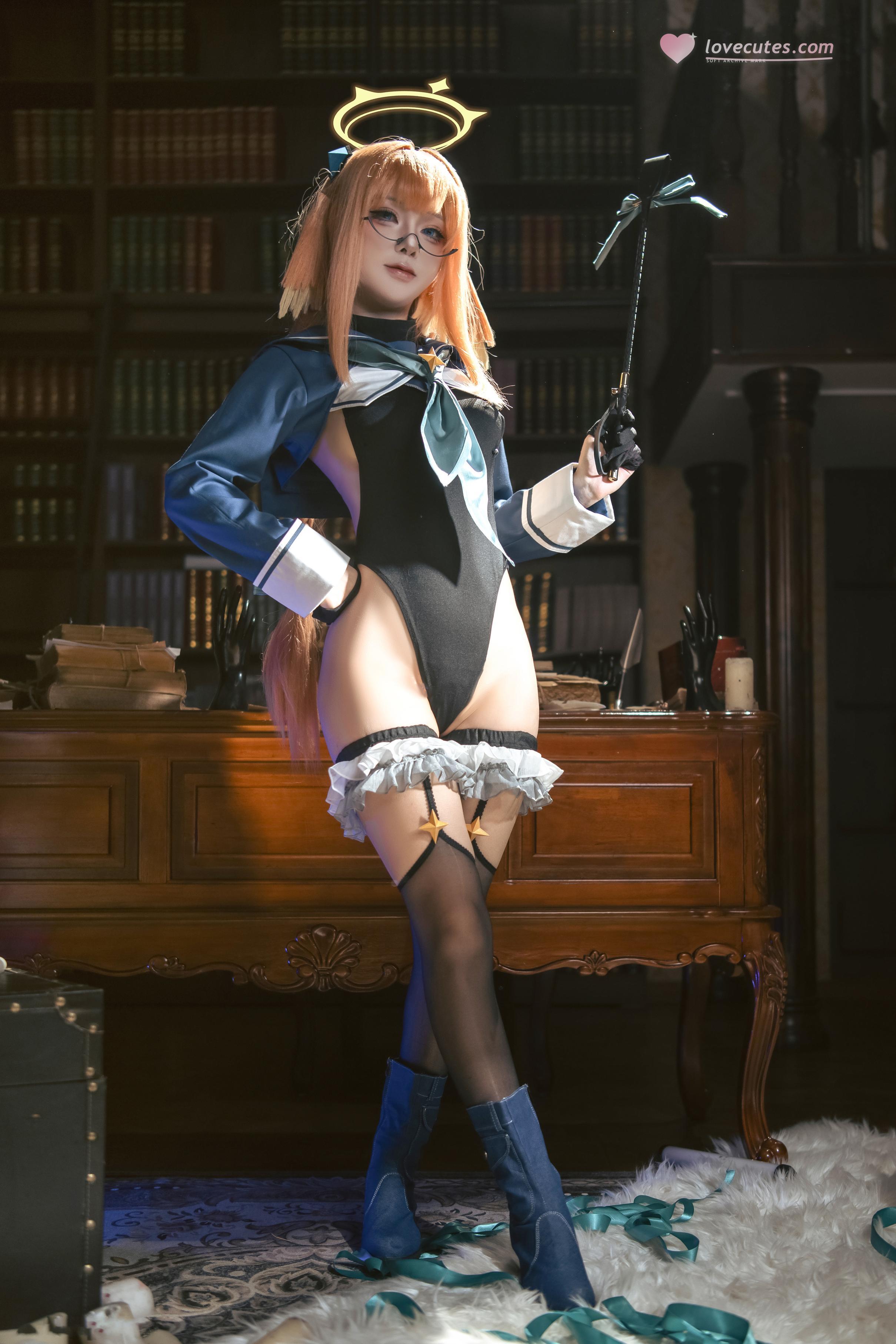 【コスプレ】矢量魚 - 蔚蓝档案 志美子：眼鏡光環図書館 黒スト高スリット露臀再現 50P