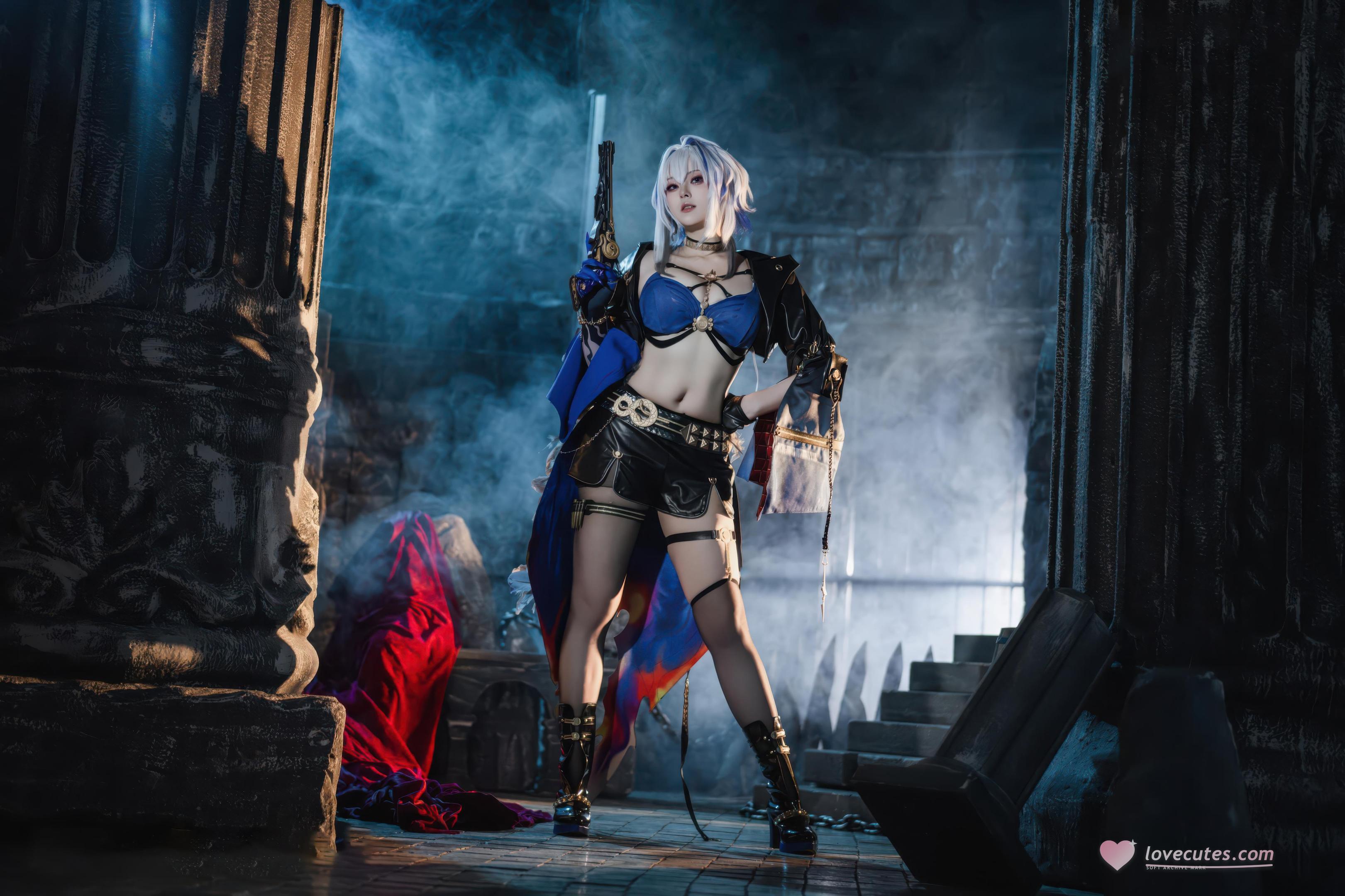 「[コスプレ] 夏夏子 - 鳴潮 嘉贝莉娜：ブルーブラック戦損黒スト高スリット露臀大尺度再現 75P」