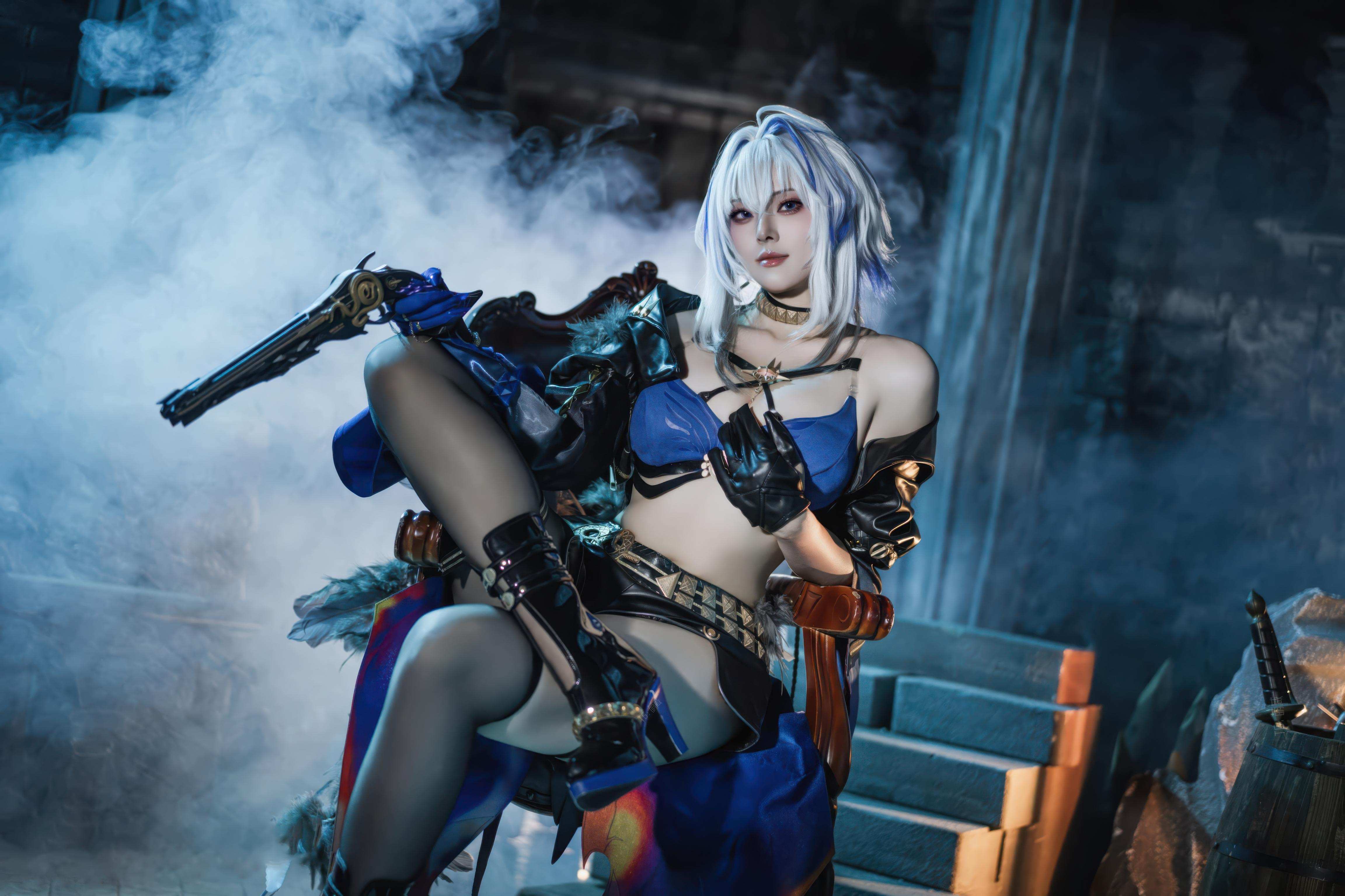 '[cosplay] Natsuko夏夏子 - Ninh Triều Gia Bội Lâm: Đen Xanh Chiến Thương, Tất Đen Cao Đùi Khỏa Thân 75P'