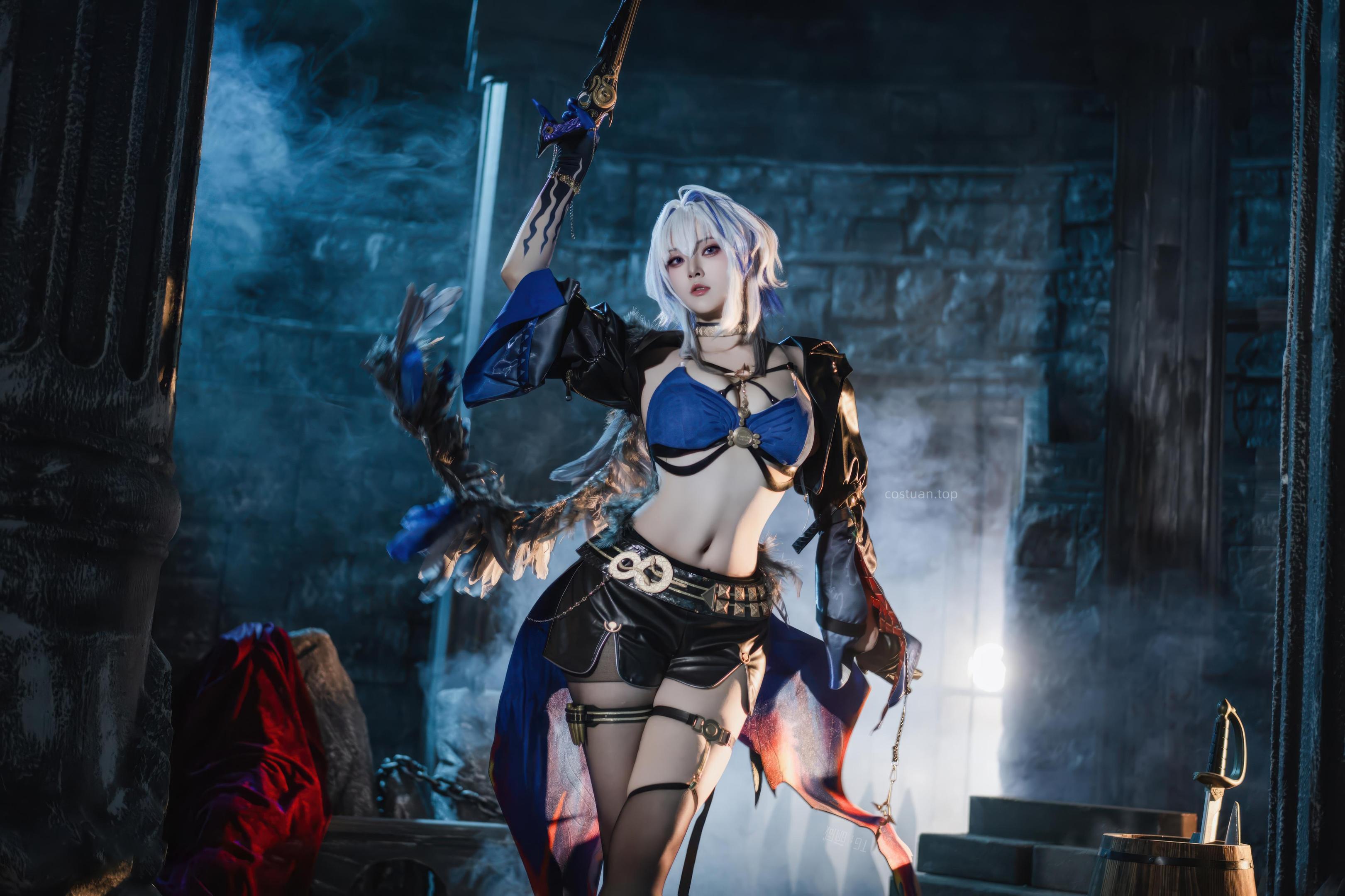 「[コスプレ] 夏夏子 - 鳴潮 嘉贝莉娜：ブルーブラック戦損黒スト高スリット露臀大尺度再現 75P」