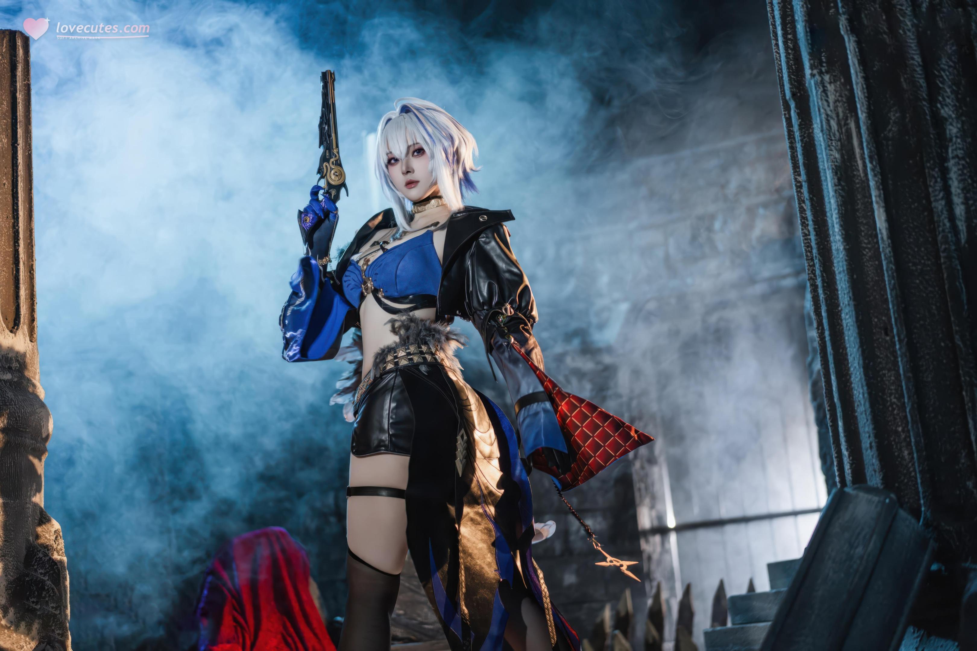 「[コスプレ] 夏夏子 - 鳴潮 嘉贝莉娜：ブルーブラック戦損黒スト高スリット露臀大尺度再現 75P」