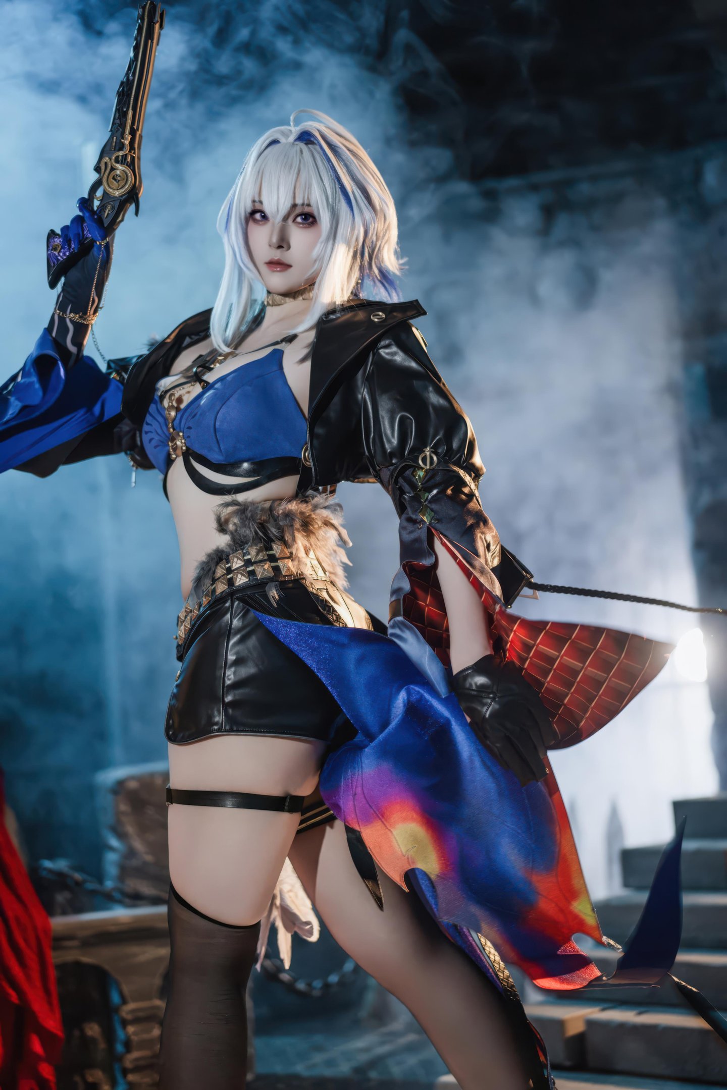 「[コスプレ] 夏夏子 - 鳴潮 嘉贝莉娜：ブルーブラック戦損黒スト高スリット露臀大尺度再現 75P」