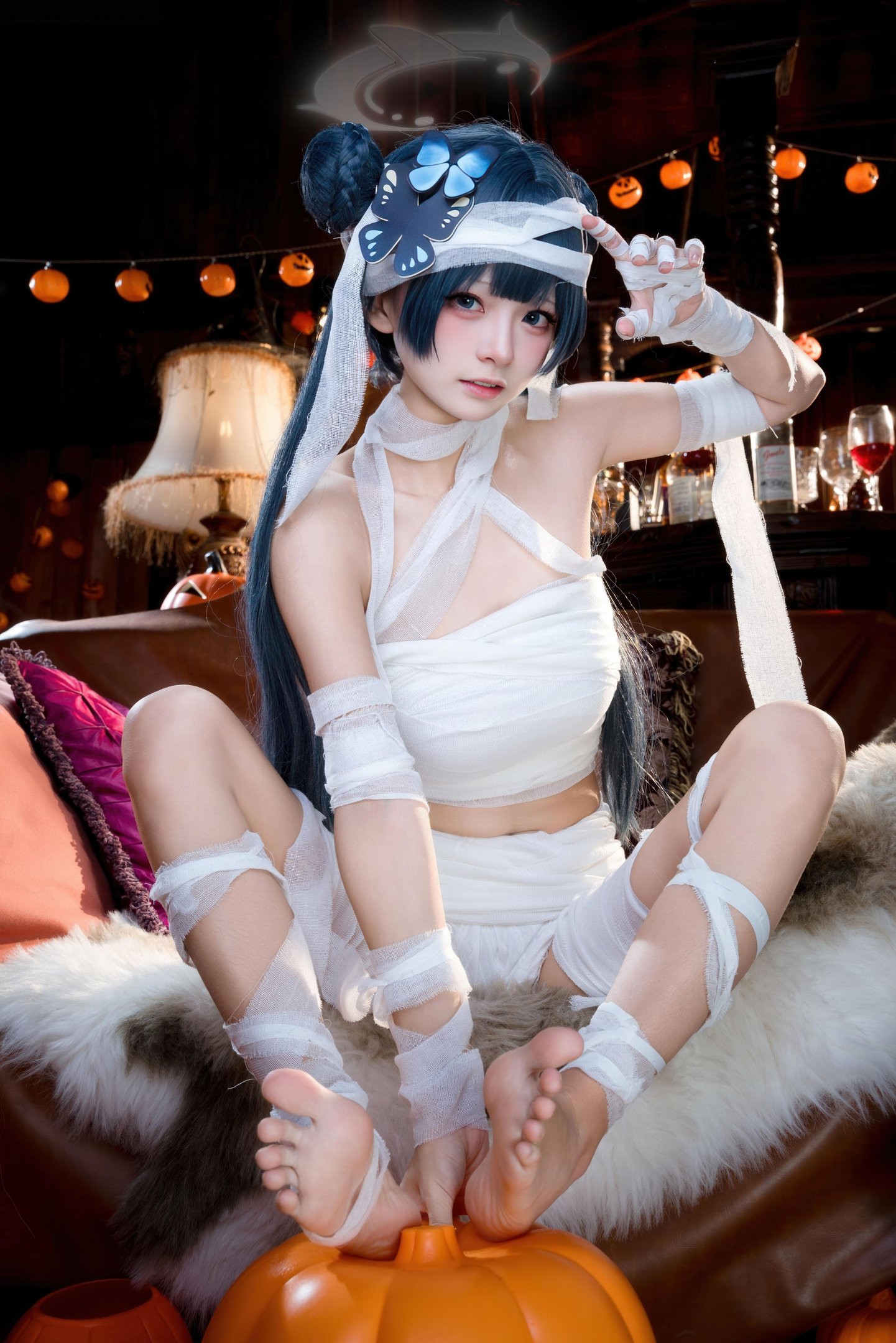[写真] 九柒喵 - 好美＆妃咲万圣节：白丝绷带白虎 糖果主题美腿 51P