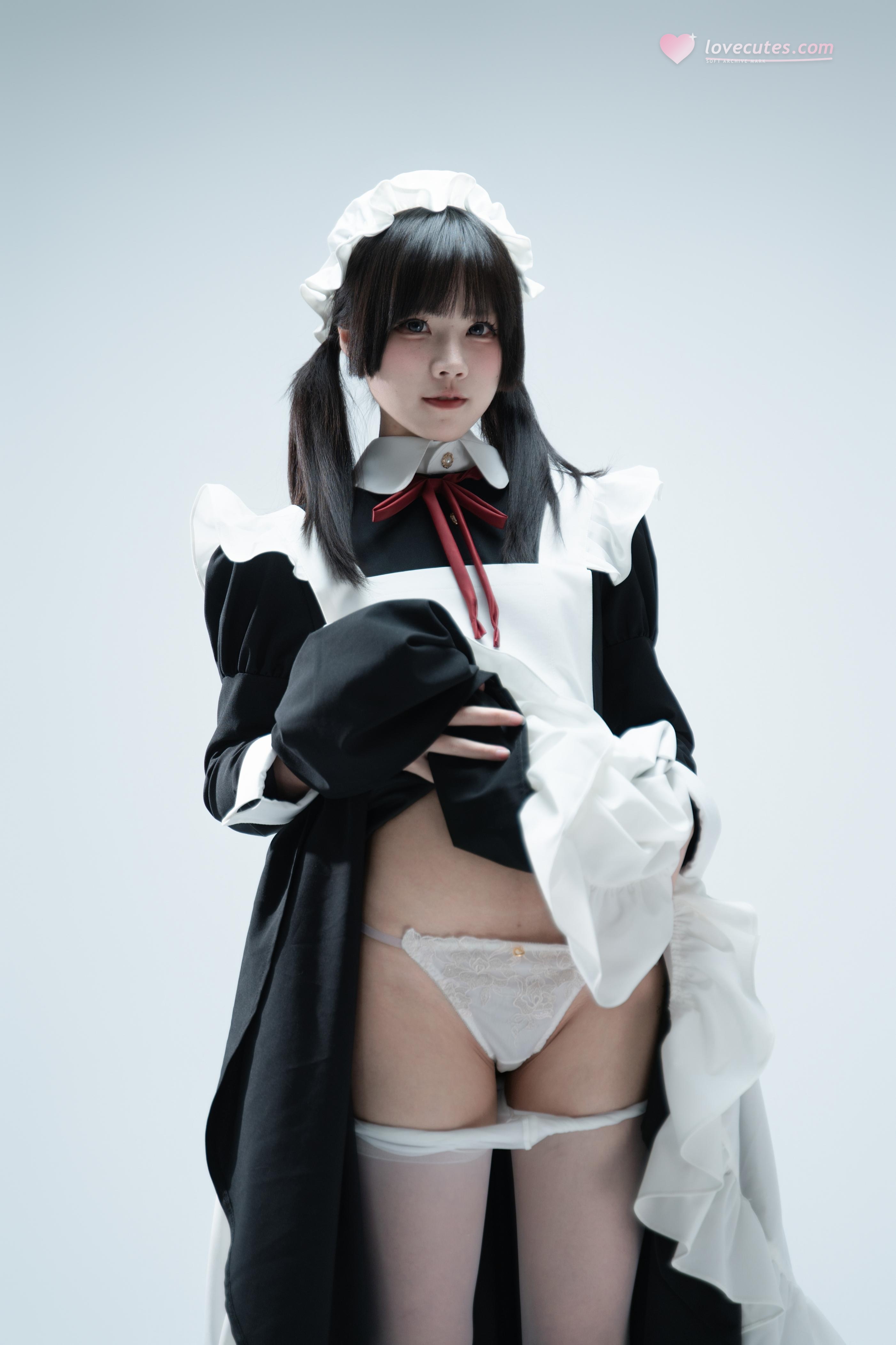 [写真] 清水凪 - 傲娇メイドの食べ方ガイド：黒髪ツインテールメイド服 美脚肉絲 106P