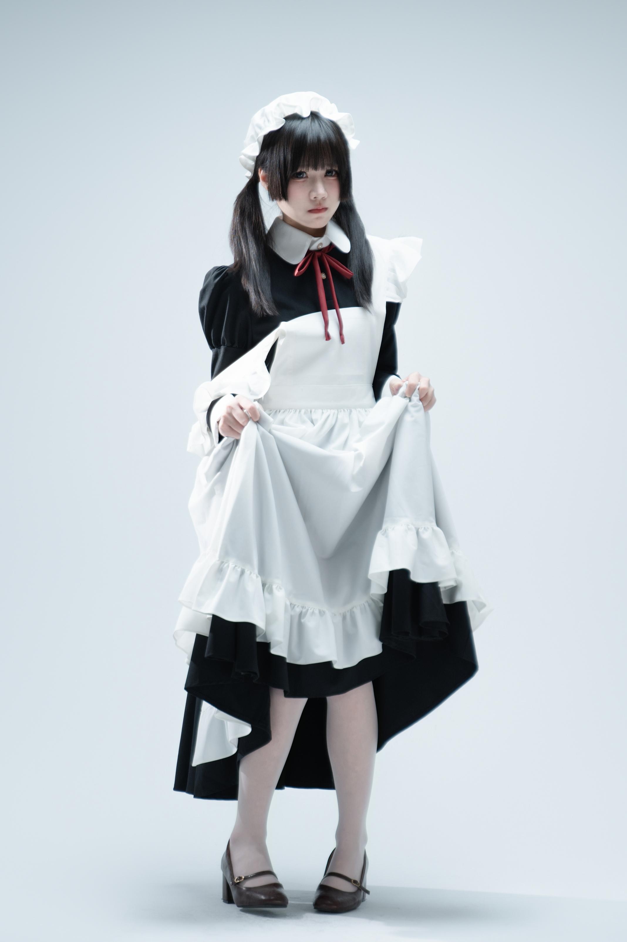 [Photos] Nagi Shimizu - Tsundere Maid's Guide: Black Twin-Tail Maid Outfit, Stunning Legs, 106P