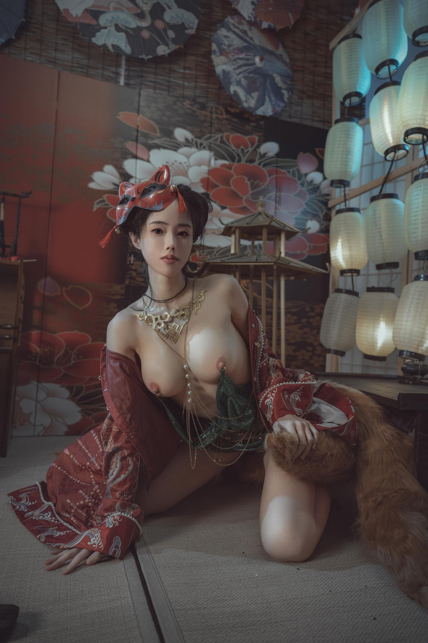 [Ảnh] Titanium TiTi - Thanh Khâu Xích Hồ: Phong Cách Cổ Điển, Để Vai, Thấp Ngực, Chân Dài, Ngực Đẹp 64P