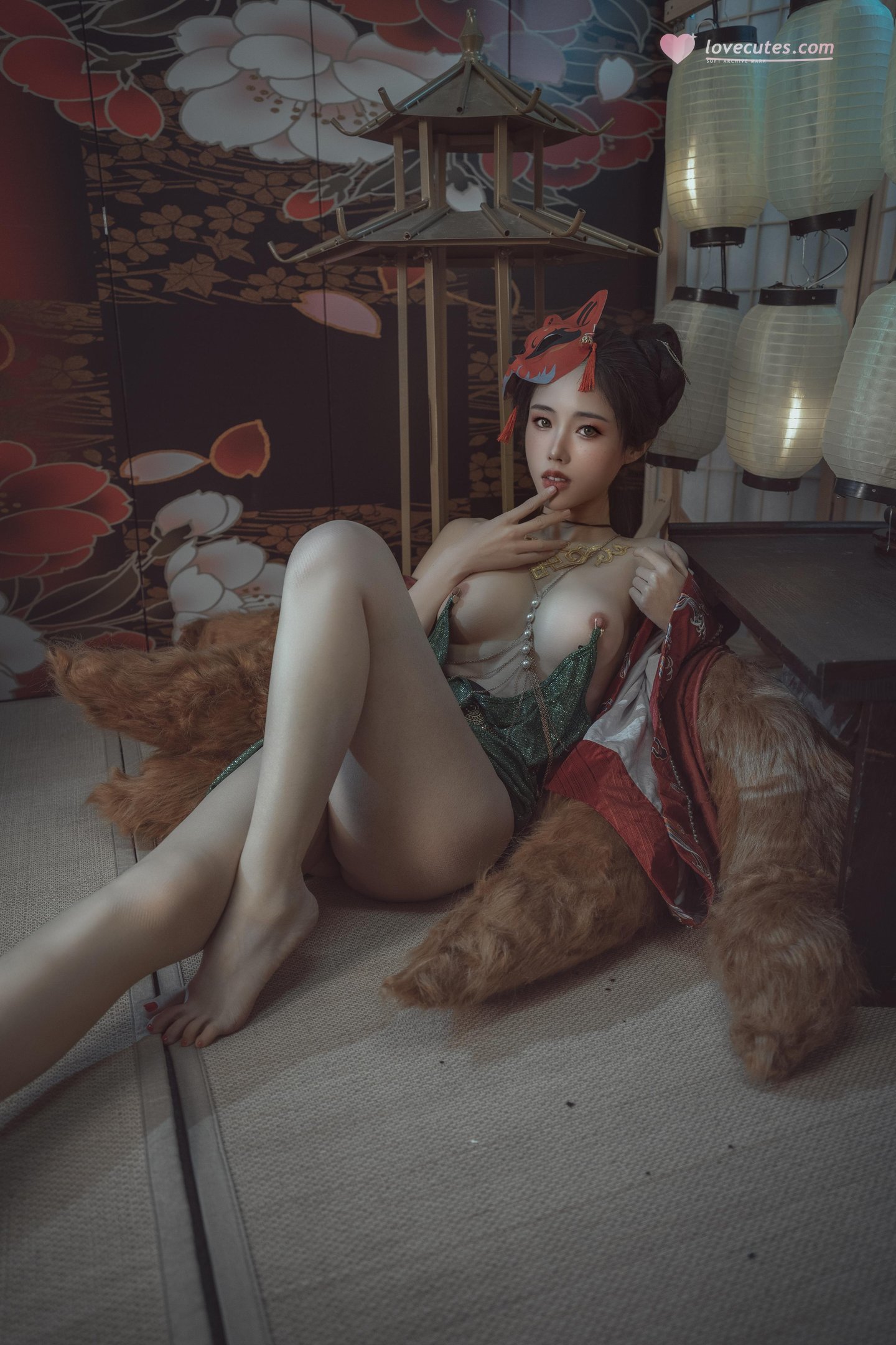 [Ảnh] Titanium TiTi - Thanh Khâu Xích Hồ: Phong Cách Cổ Điển, Để Vai, Thấp Ngực, Chân Dài, Ngực Đẹp 64P