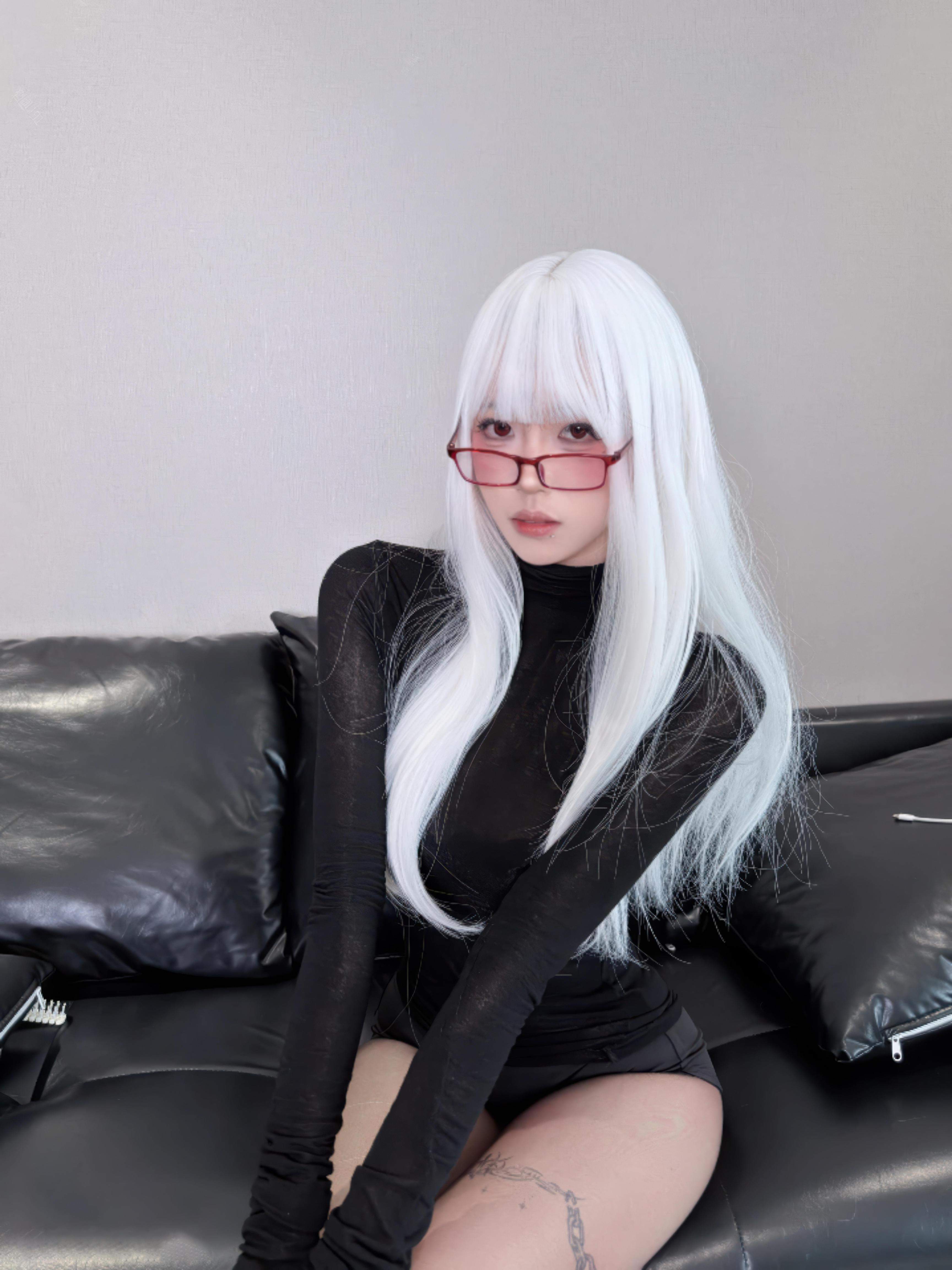[Private] Delicious Mochi - Night's Pure White: White-Haired Nurse in Black and White Stockings, Sheer Lingerie Exposing Points 52P