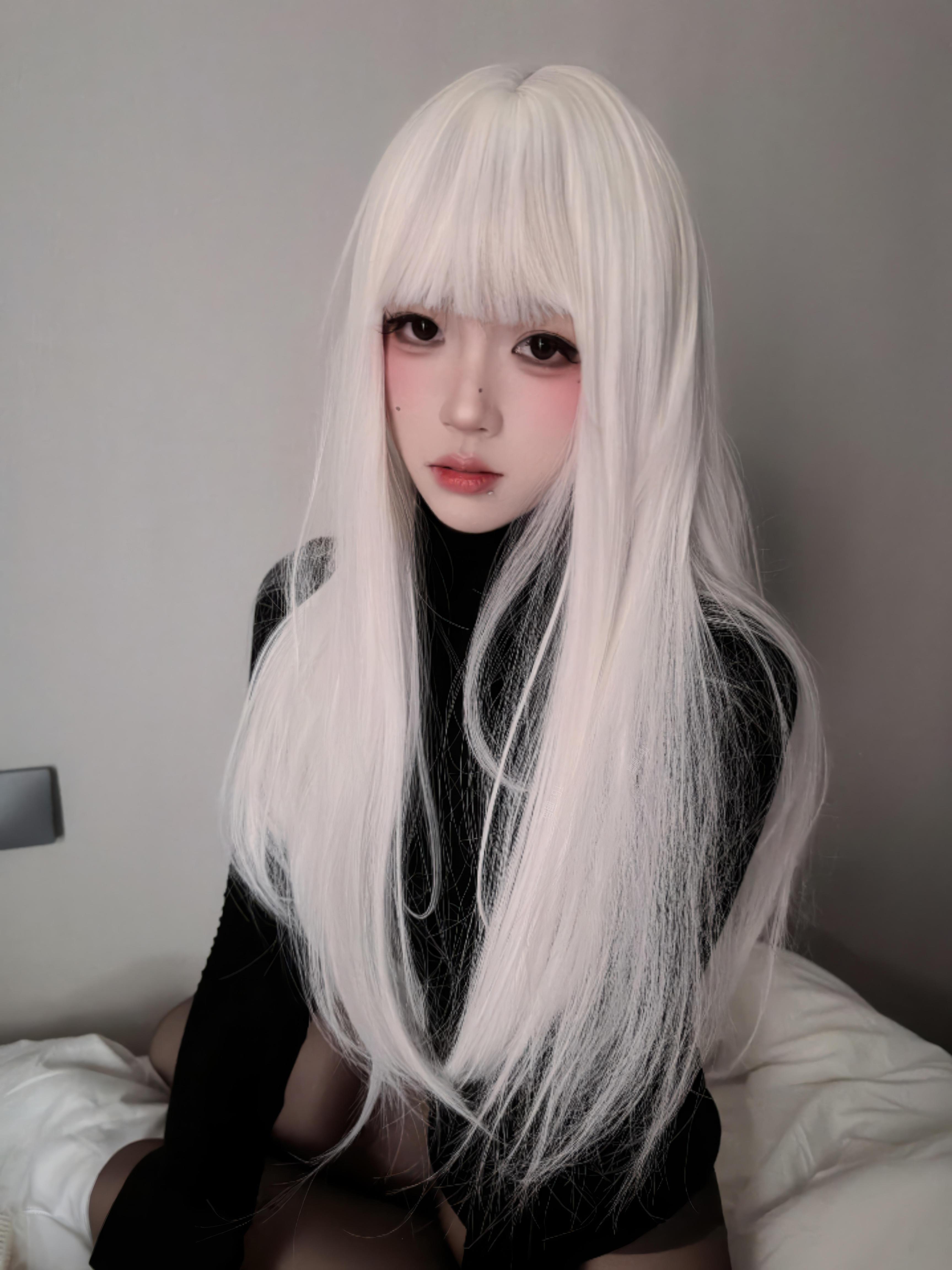 [私房] 麻薯の美味しさ - 暗夜の純白：白髪のナース、黒ストッキングと白ストッキング、透ける下着露点 52P