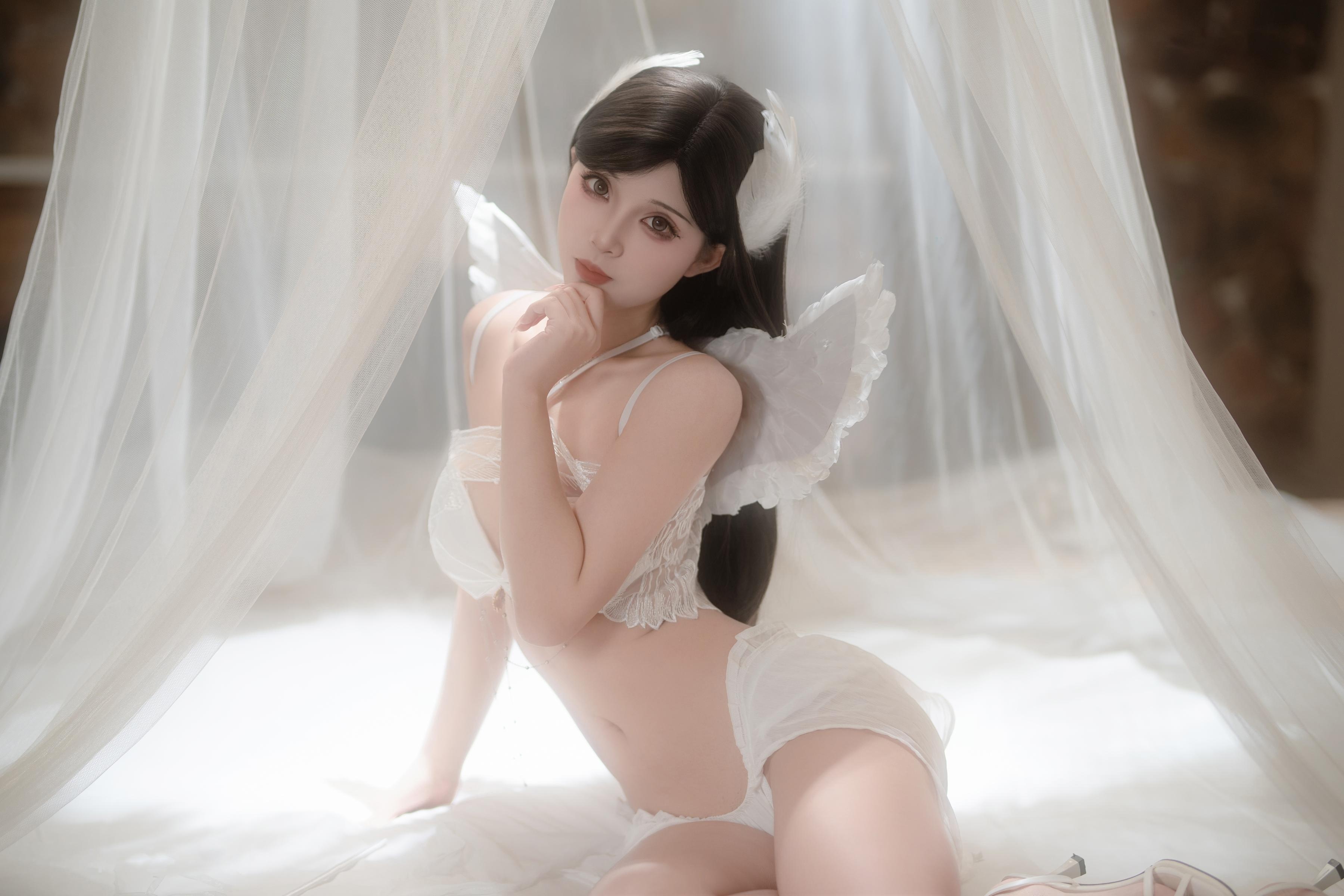 [私房] Bangni邦尼 - 天使：白色レースの下着と天使の翼 白虎の美脚 81P4V