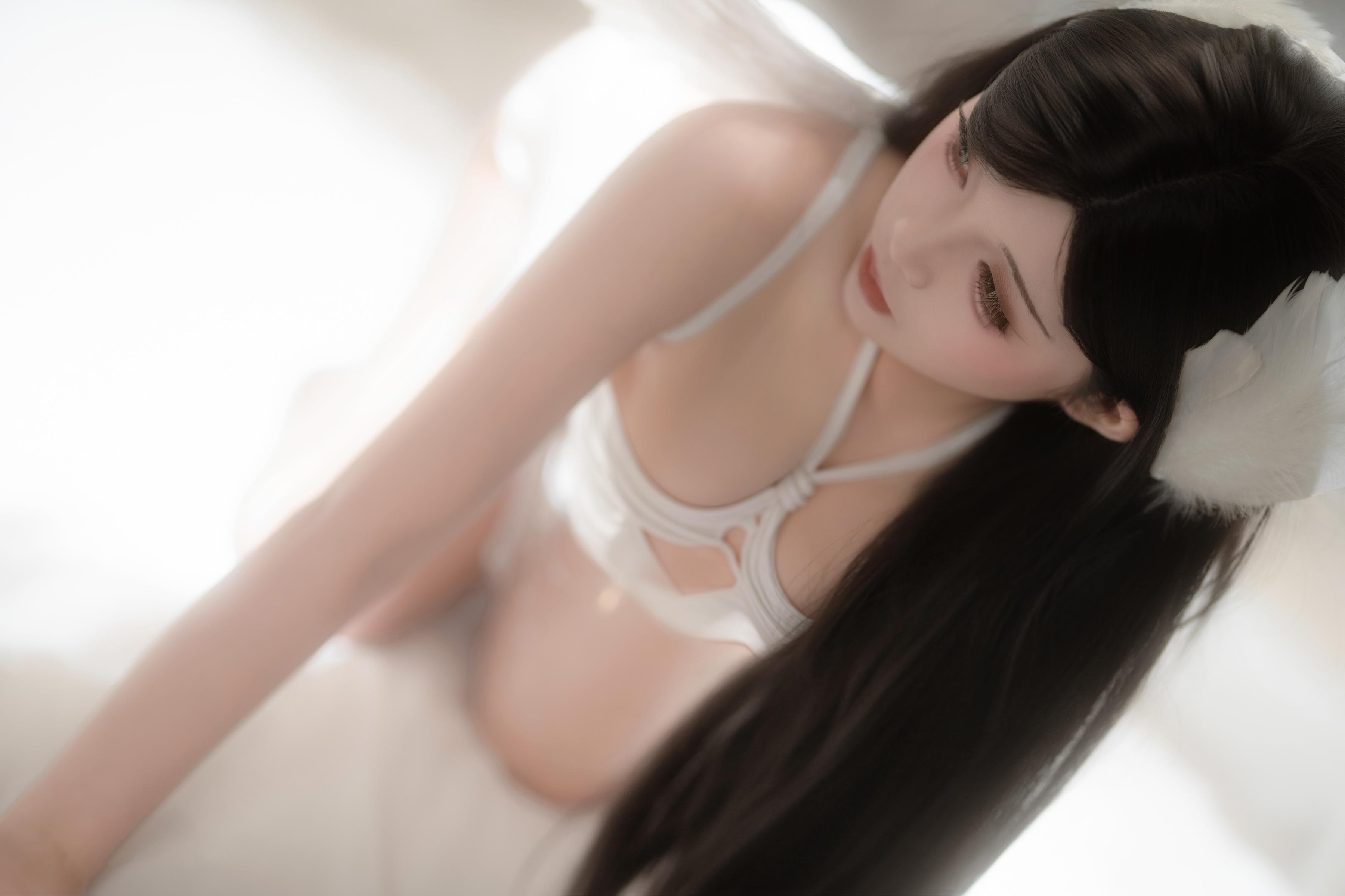[Private] Bangni - Angel: White Lace Lingerie with Angel Wings, White Tiger Exposed Thighs 81P4V