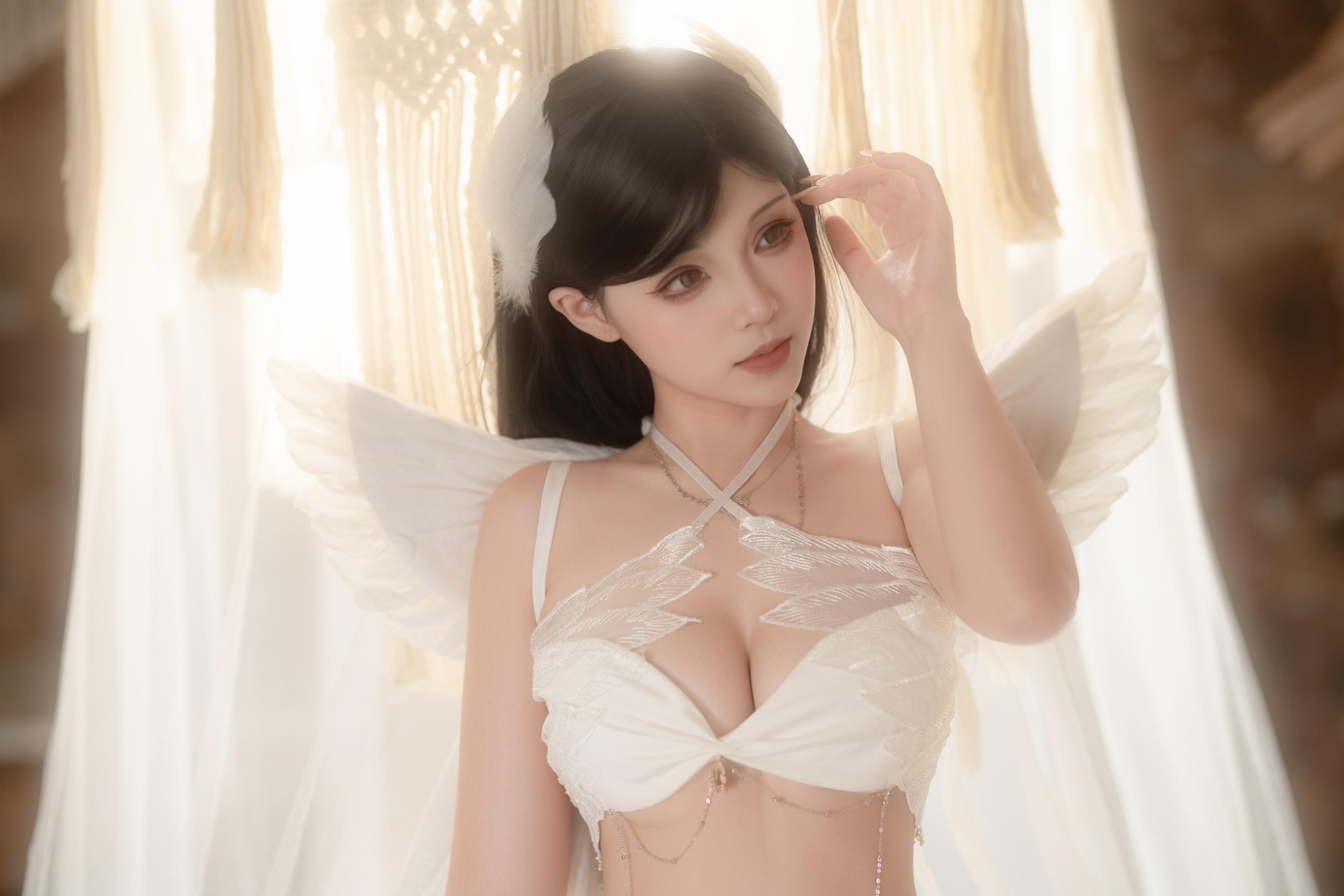 [Private] Bangni - Angel: White Lace Lingerie with Angel Wings, White Tiger Exposed Thighs 81P4V