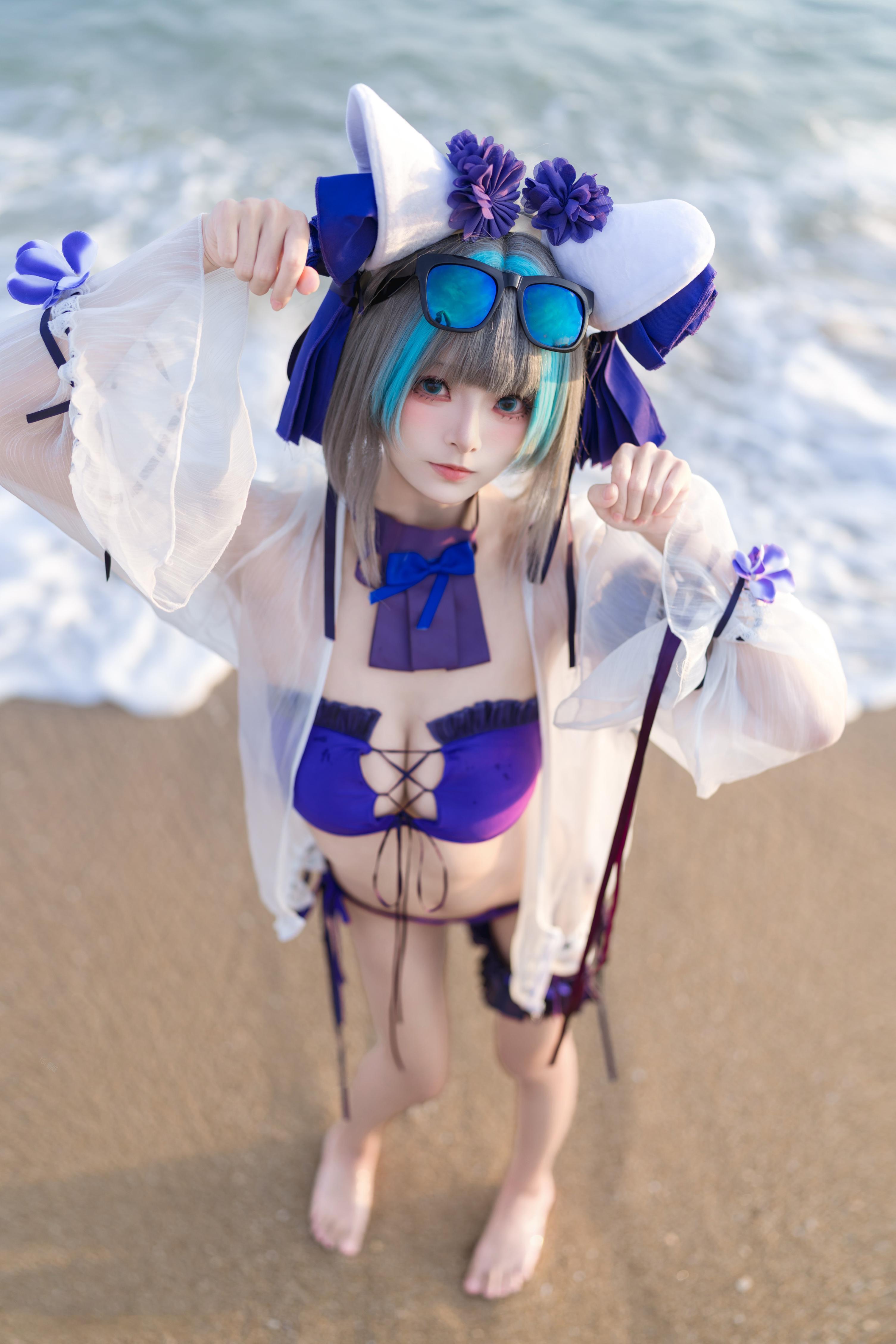 [costume play] 九柒喵 - 碧藍航線 柴郡泳裝：海灘比基尼美腿翹臀 26P