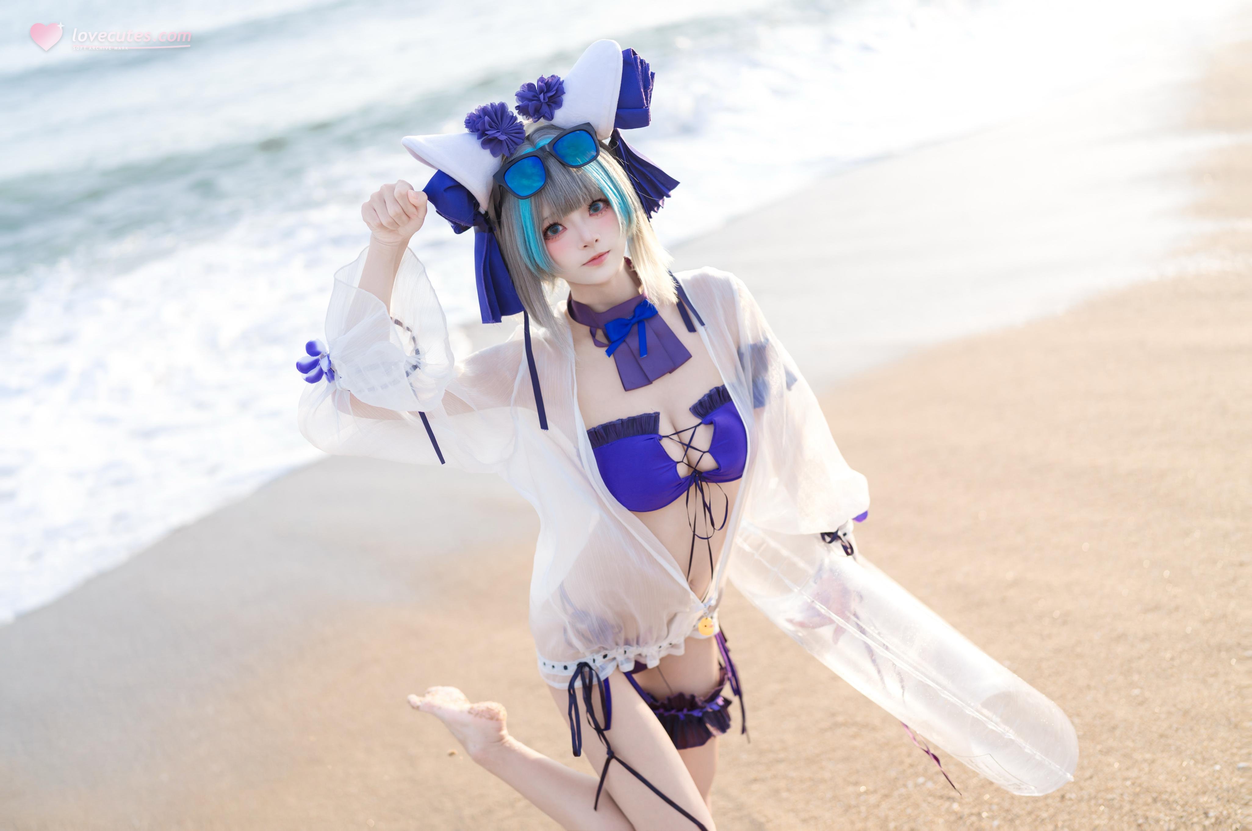 [costume play] 九柒喵 - 碧藍航線 柴郡泳裝：海灘比基尼美腿翹臀 26P