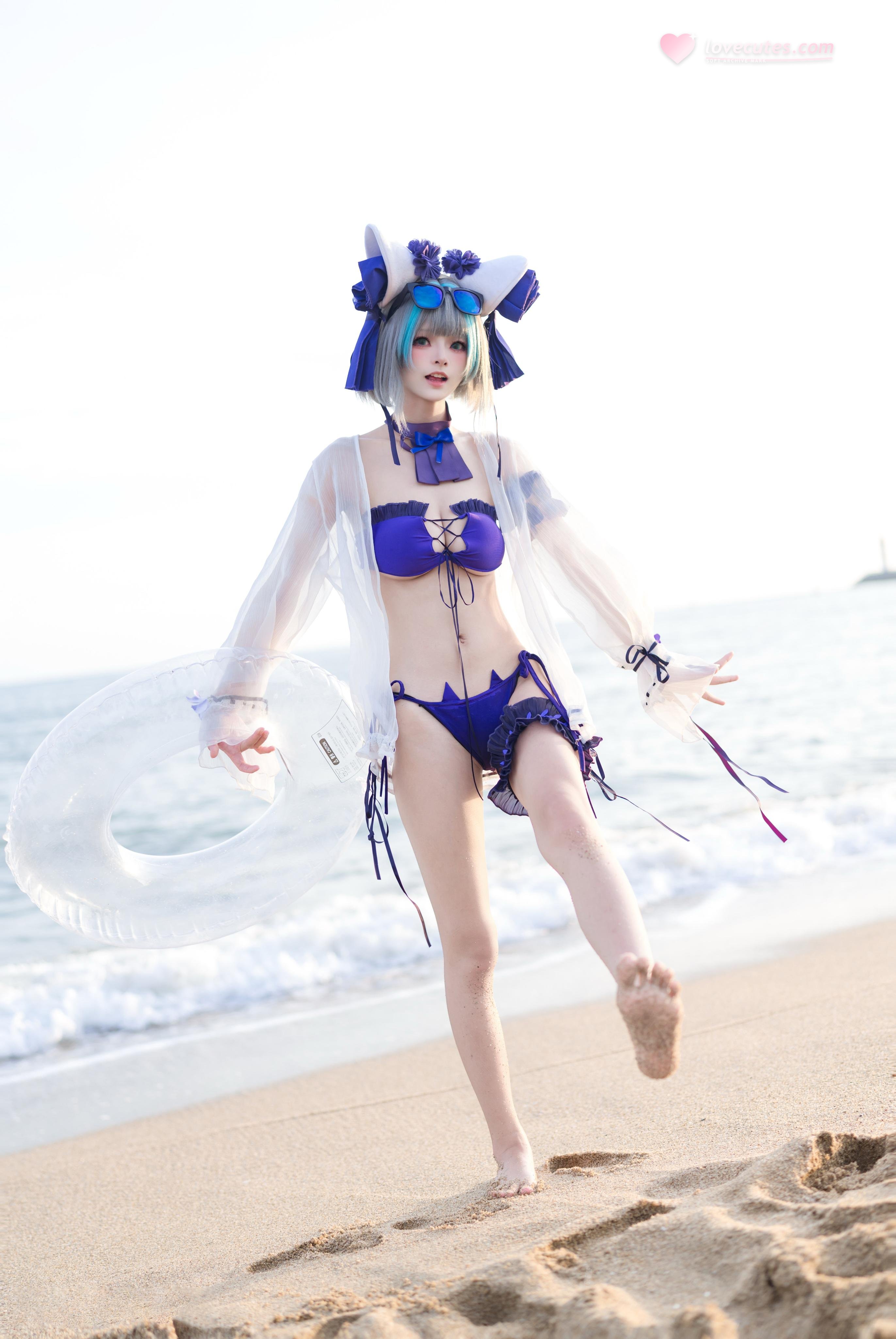 [Cosplay] Jiuqi Miao - Azur Lane Cheshire Swimsuit: Beach Bikini with Stunning Legs and Curves 26P