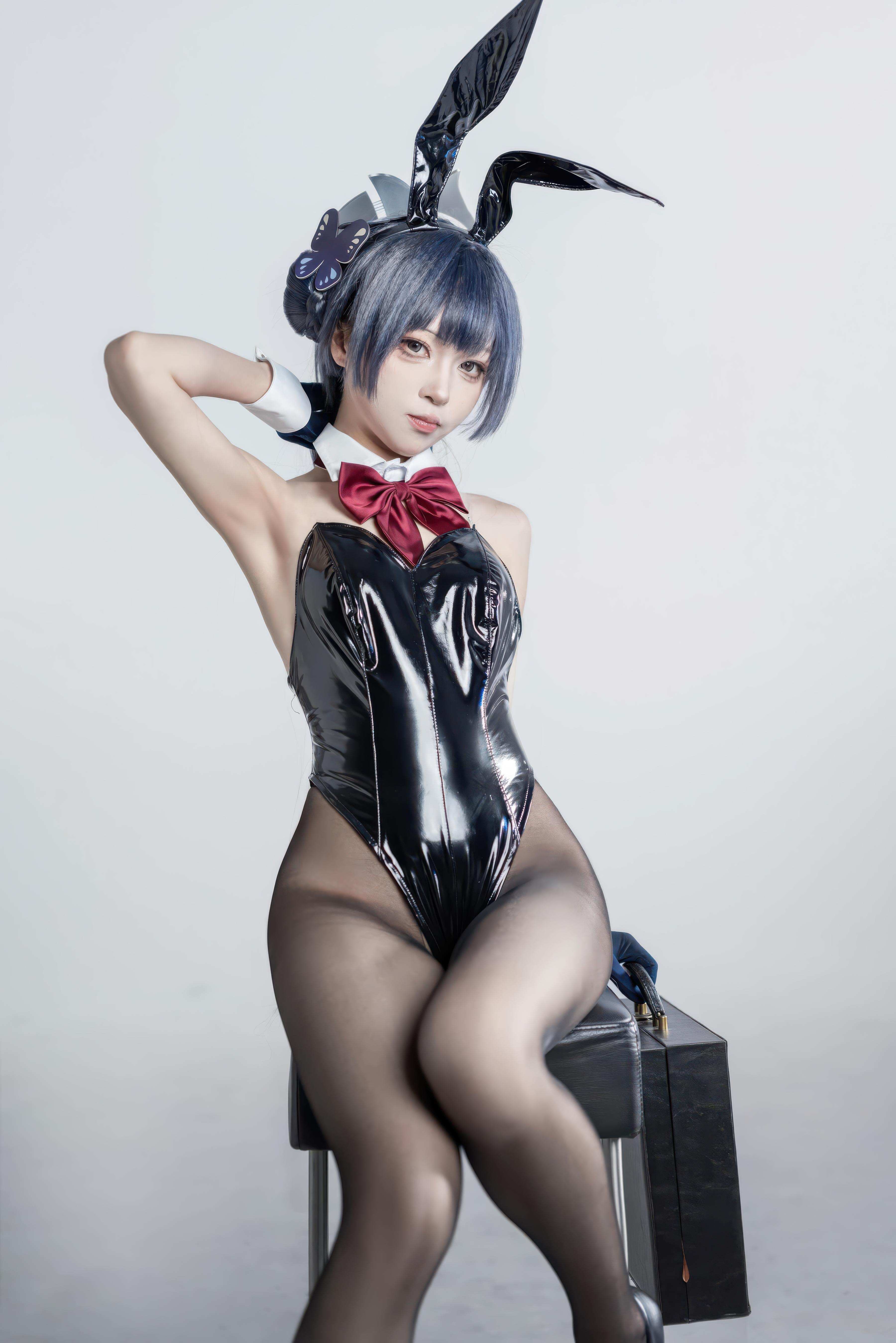 [costume play] 矢量魚 - 妃咲兔女郎：黒スト高ヒールのウサギ娘、魅惑のヒップと美胸 28P