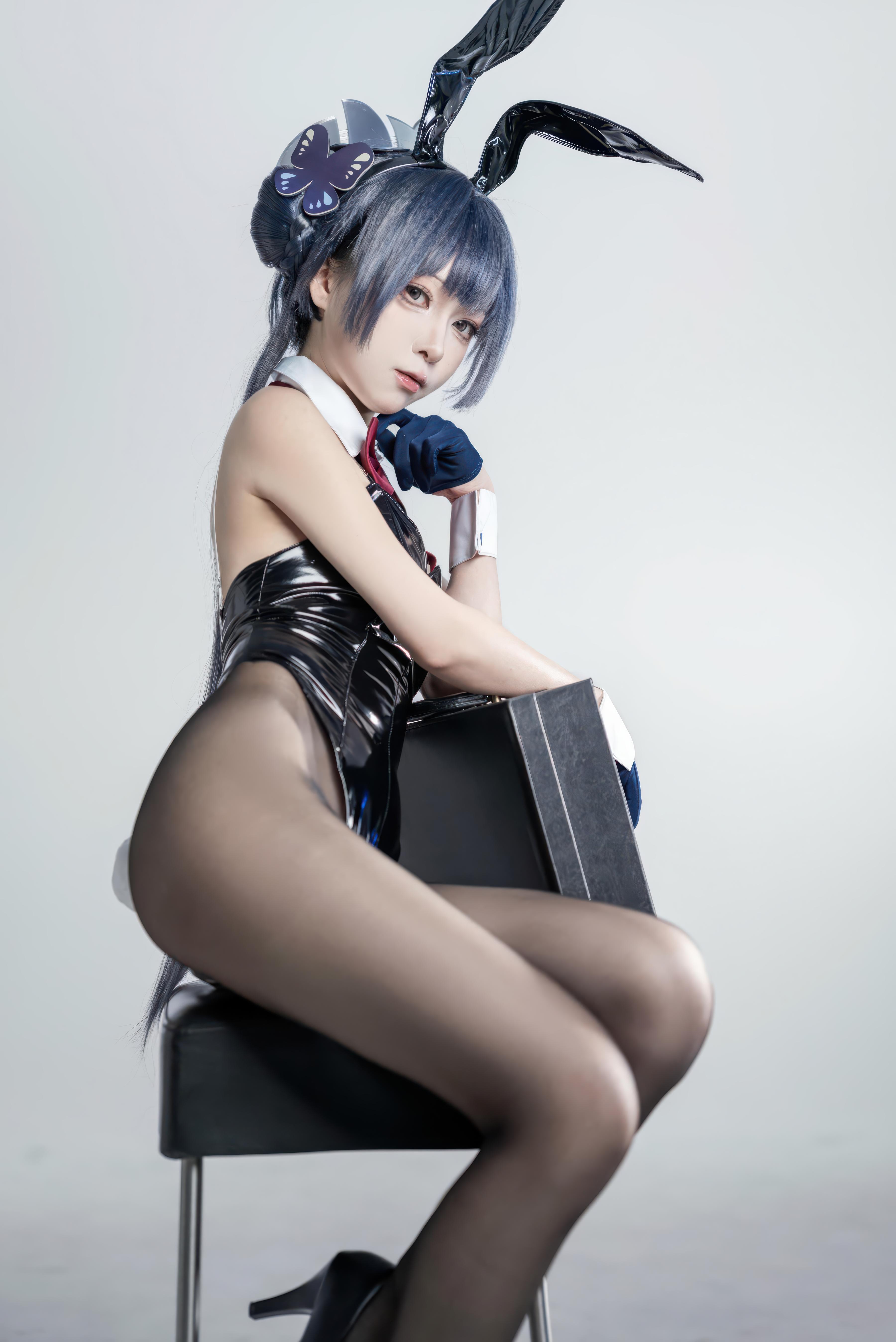 [costume play] 矢量魚 - 妃咲兔女郎：黒スト高ヒールのウサギ娘、魅惑のヒップと美胸 28P
