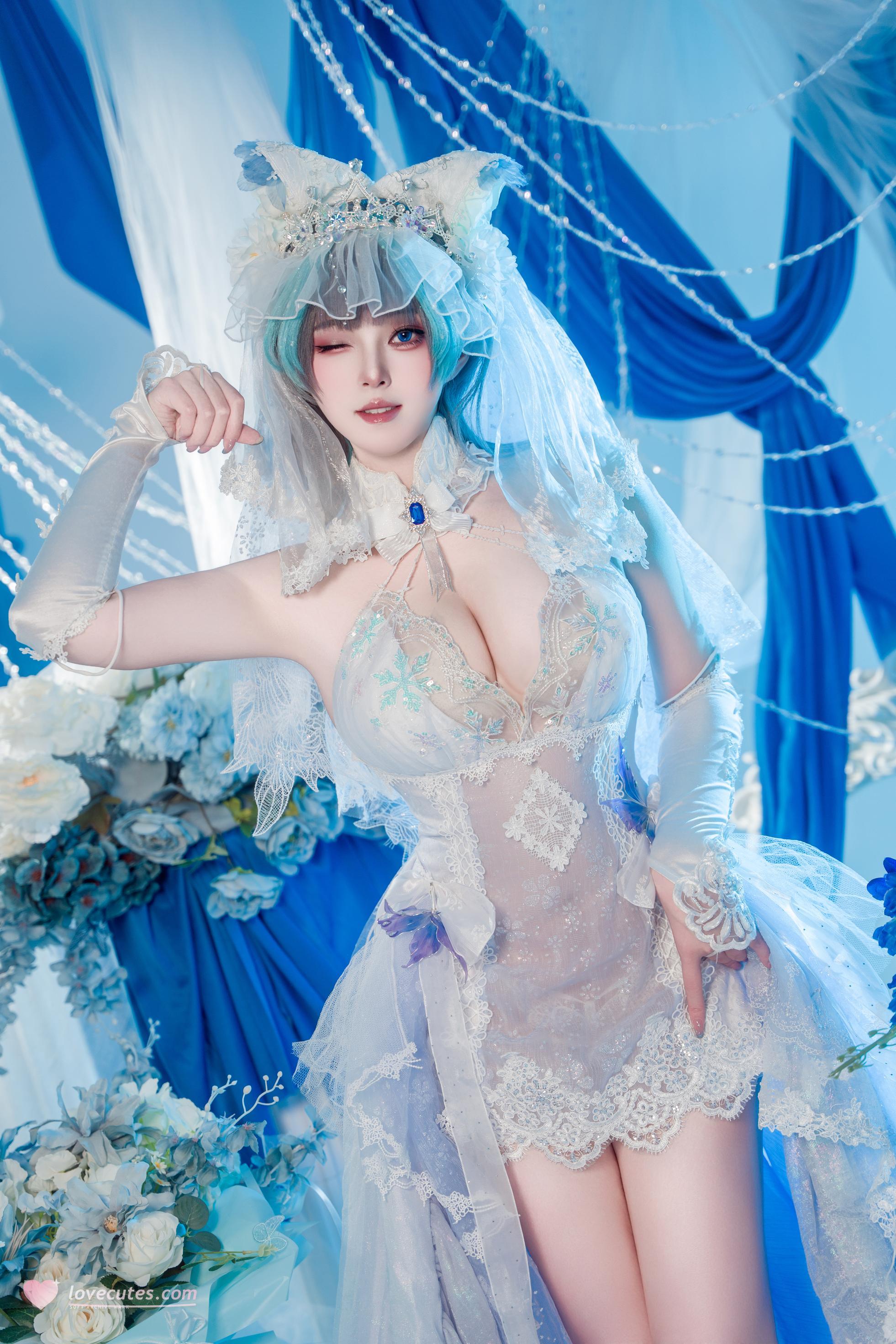'[cosplay] Natsuko夏夏子 - 碧蓝航线柴郡婚纱: Váy cưới trắng, nội y ren, ngực khủng, chân dài 70P'
