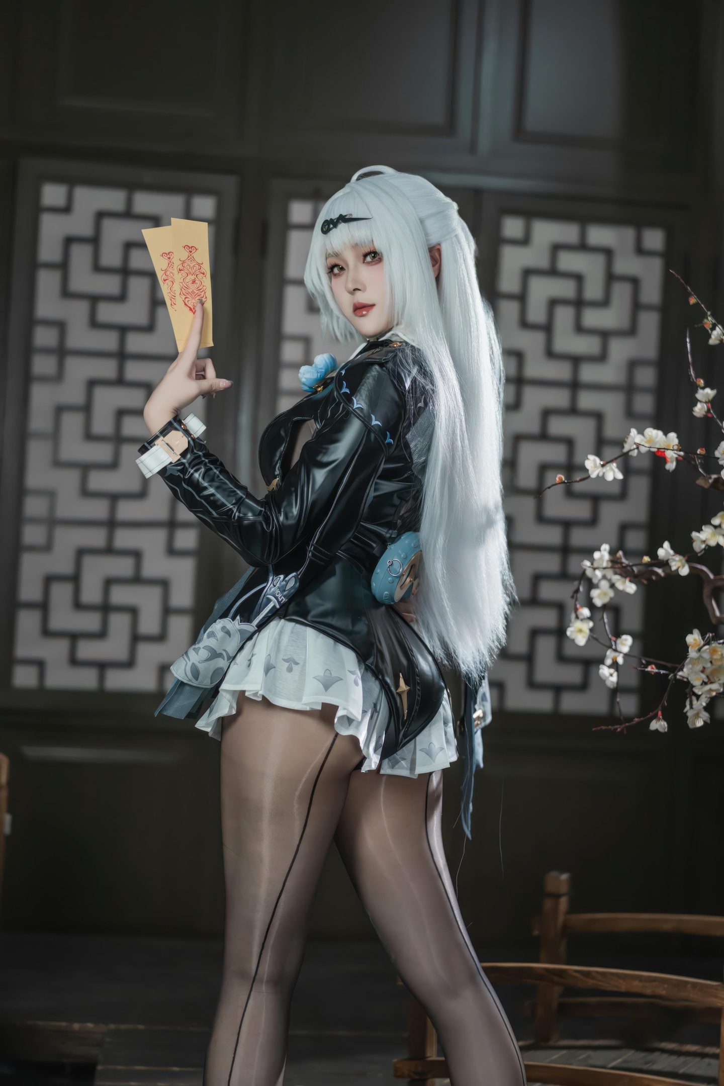【コスプレ】夏子 - 绝区零 仪玄：黒スト高ヒールタイトスーツ 美脚ヒップ露出 87P