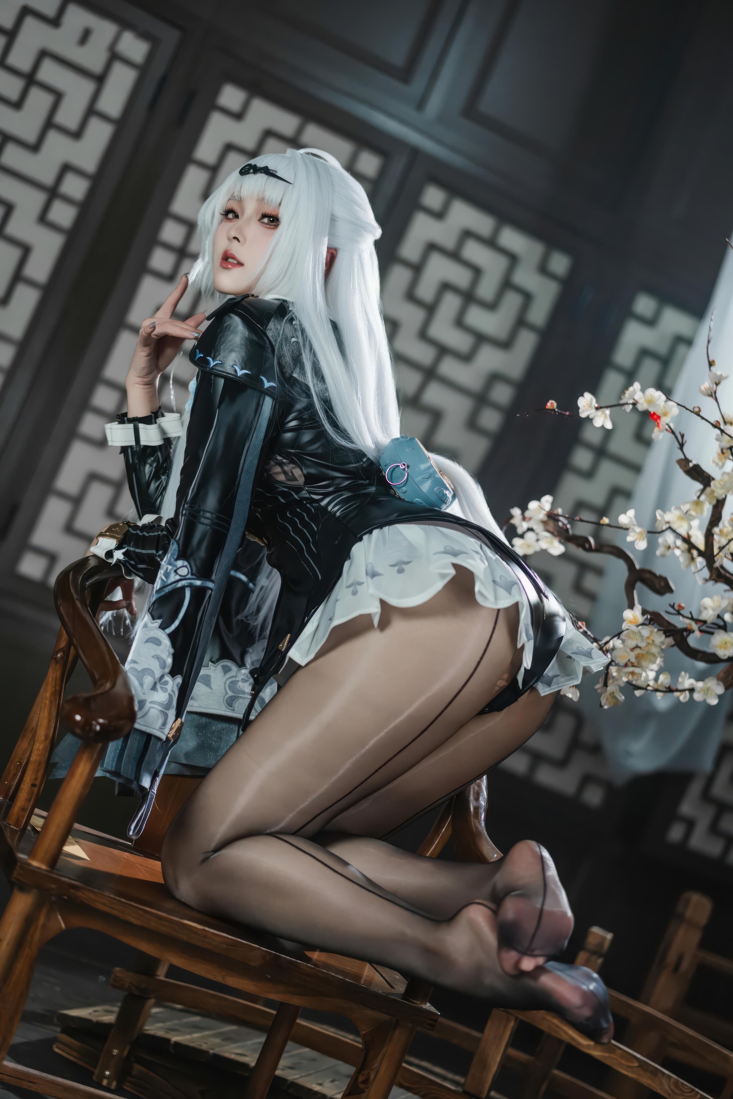 [Cosplay] Natsuko Natsukoko - Zero Escape: Elegant in Black Stockings and High Heels, Showcasing Stunning Legs and Curves, 87P