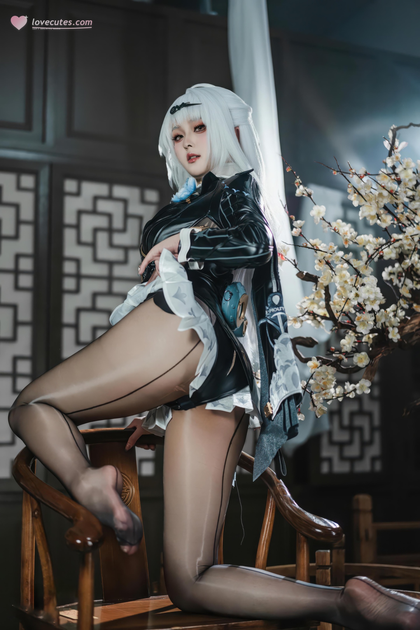 [Cosplay] Natsuko Natsukoko - Zero Escape: Elegant in Black Stockings and High Heels, Showcasing Stunning Legs and Curves, 87P