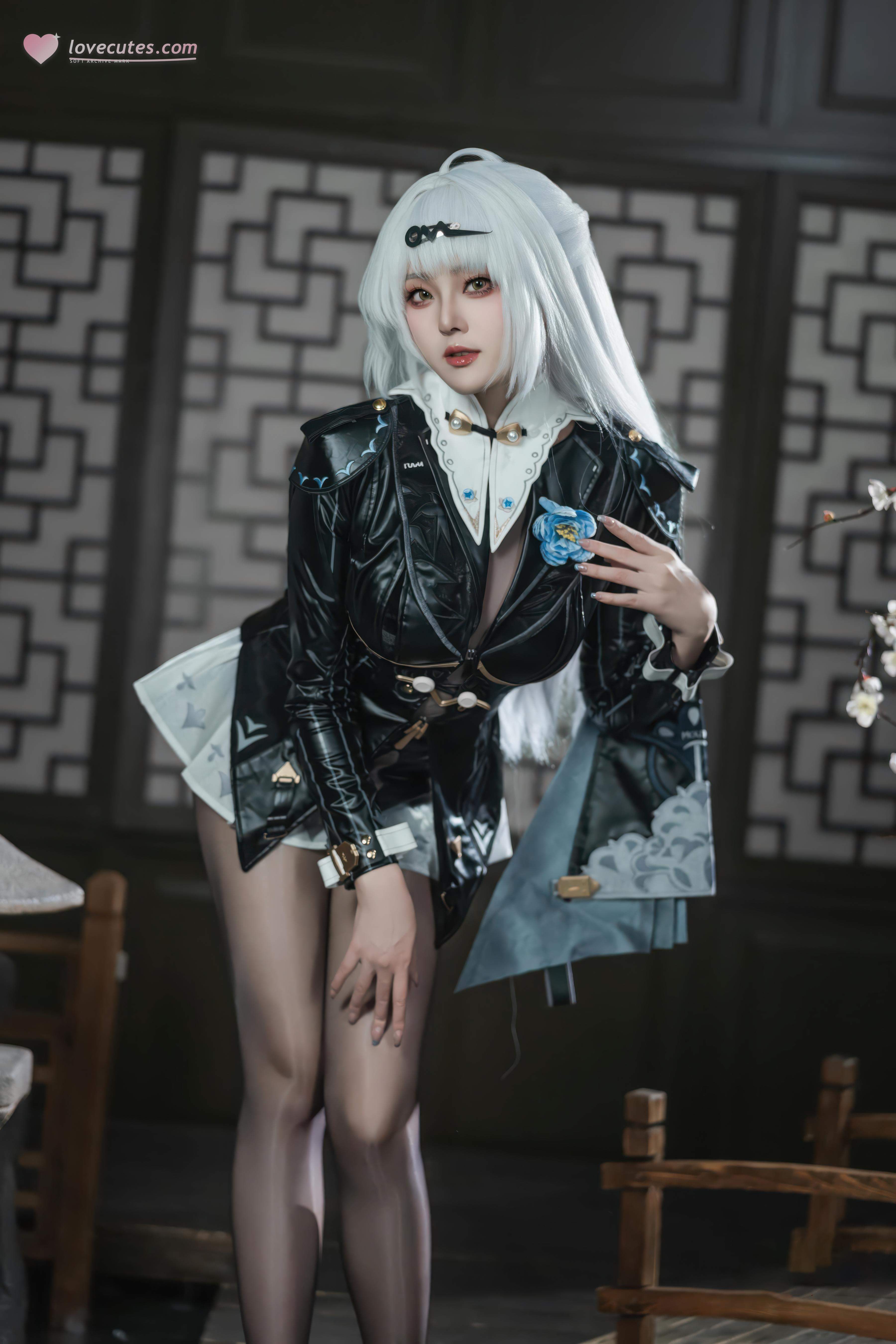 '[cosplay] Natsuko夏夏子 - 绝区零 仪玄: Đầm ôm cao gót đen, chân dài mông cong 87P'