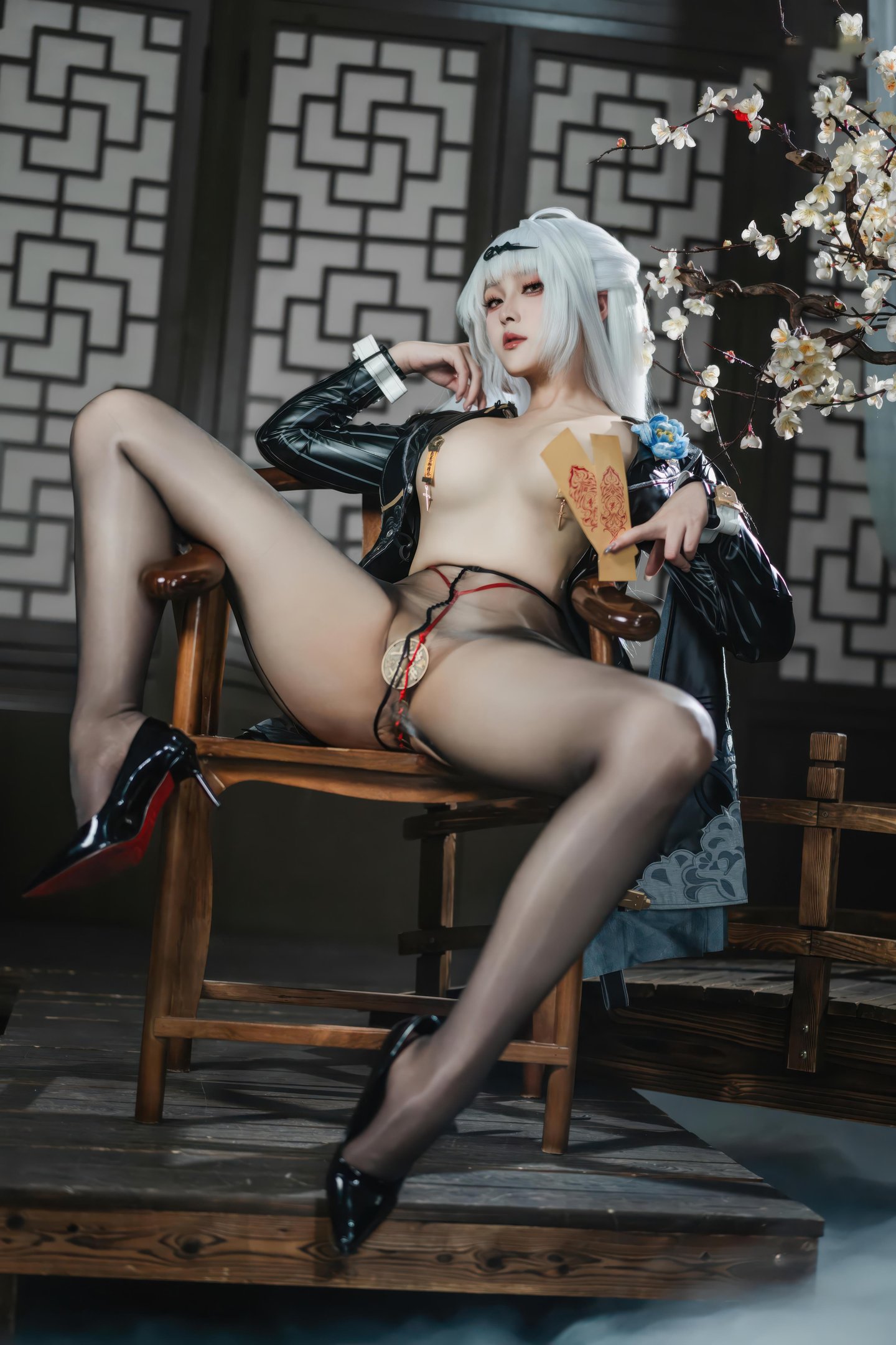 【コスプレ】夏子 - 绝区零 仪玄：黒スト高ヒールタイトスーツ 美脚ヒップ露出 87P