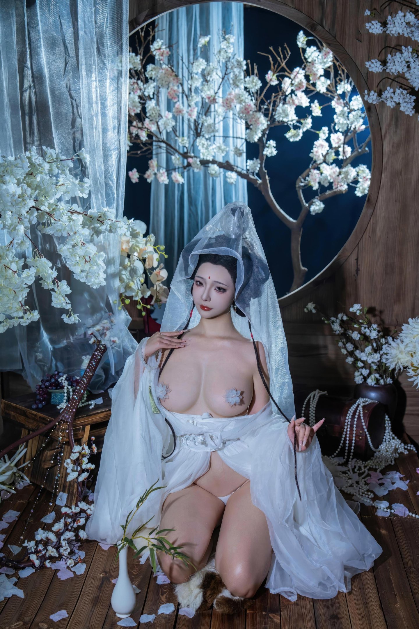 '[私房] yuuhui玉汇 -欲观音：白纱观音露点露穴 佛堂裸身大尺度 135P1V'