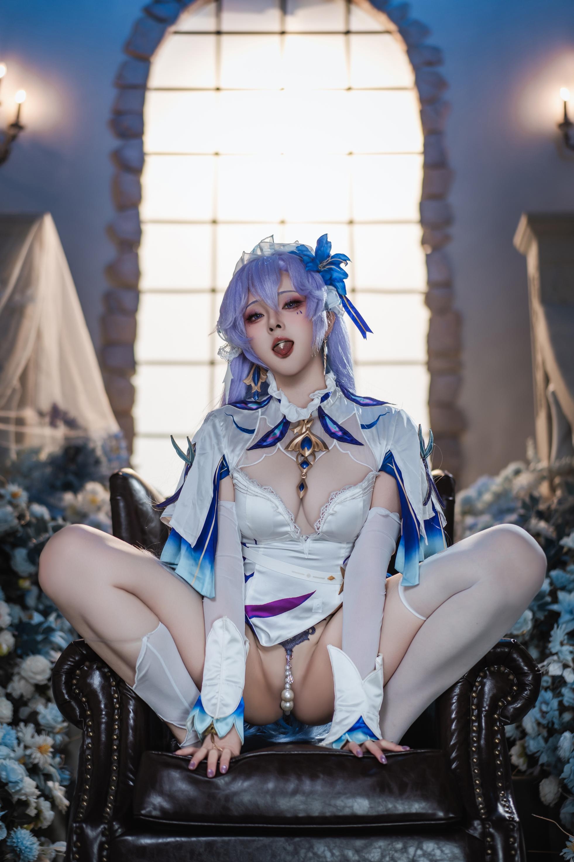 [cosplay] Natsuko夏夏子 - 鸣潮 坎特蕾拉：蓝白礼装白丝露穴 珍珠内衣还原 72P