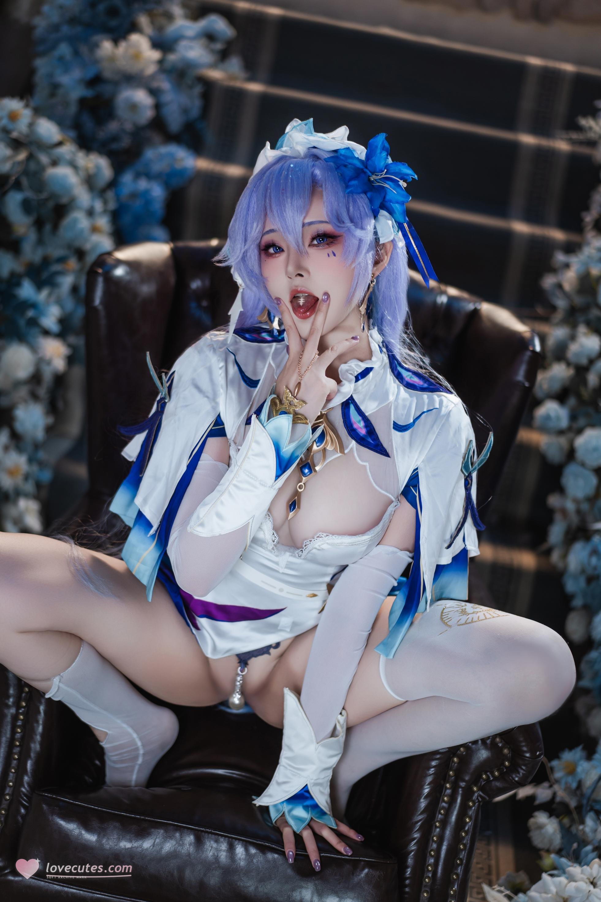 [cosplay] Natsuko夏夏子 - 鸣潮 坎特蕾拉：蓝白礼装白丝露穴 珍珠内衣还原 72P
