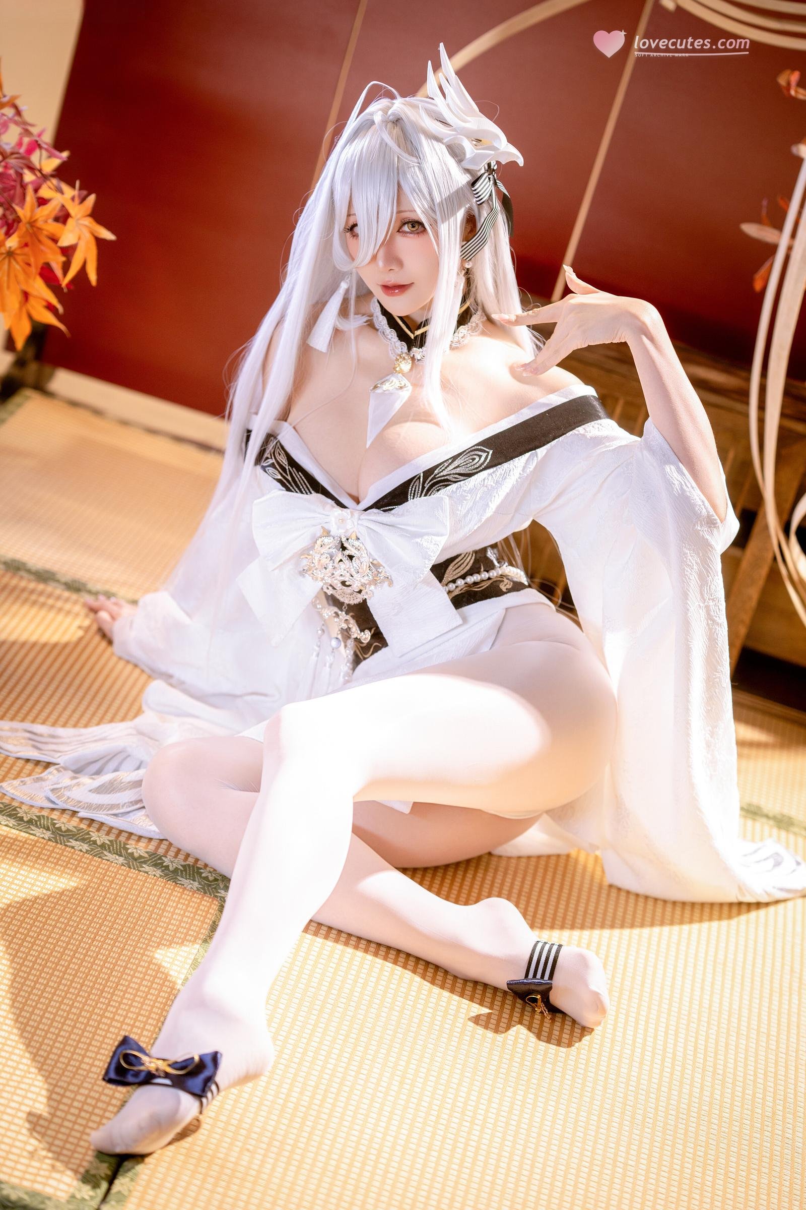 [costume] Hoshilily - Bạch Phượng: Tóc Trắng, Gió Xanh, Ngực Khủng, Chân Dài Gợi Cảm 59P