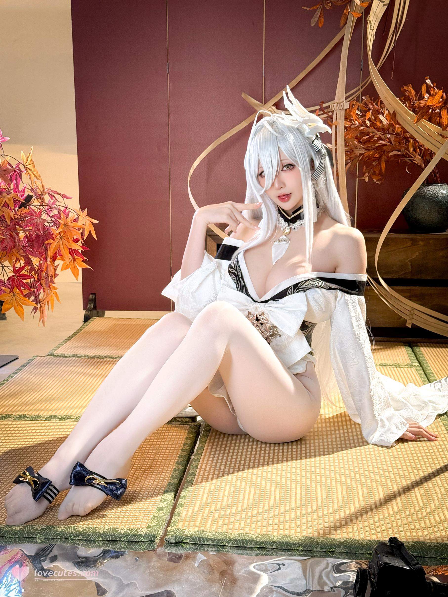 [costume] Hoshilily - Bạch Phượng: Tóc Trắng, Gió Xanh, Ngực Khủng, Chân Dài Gợi Cảm 59P