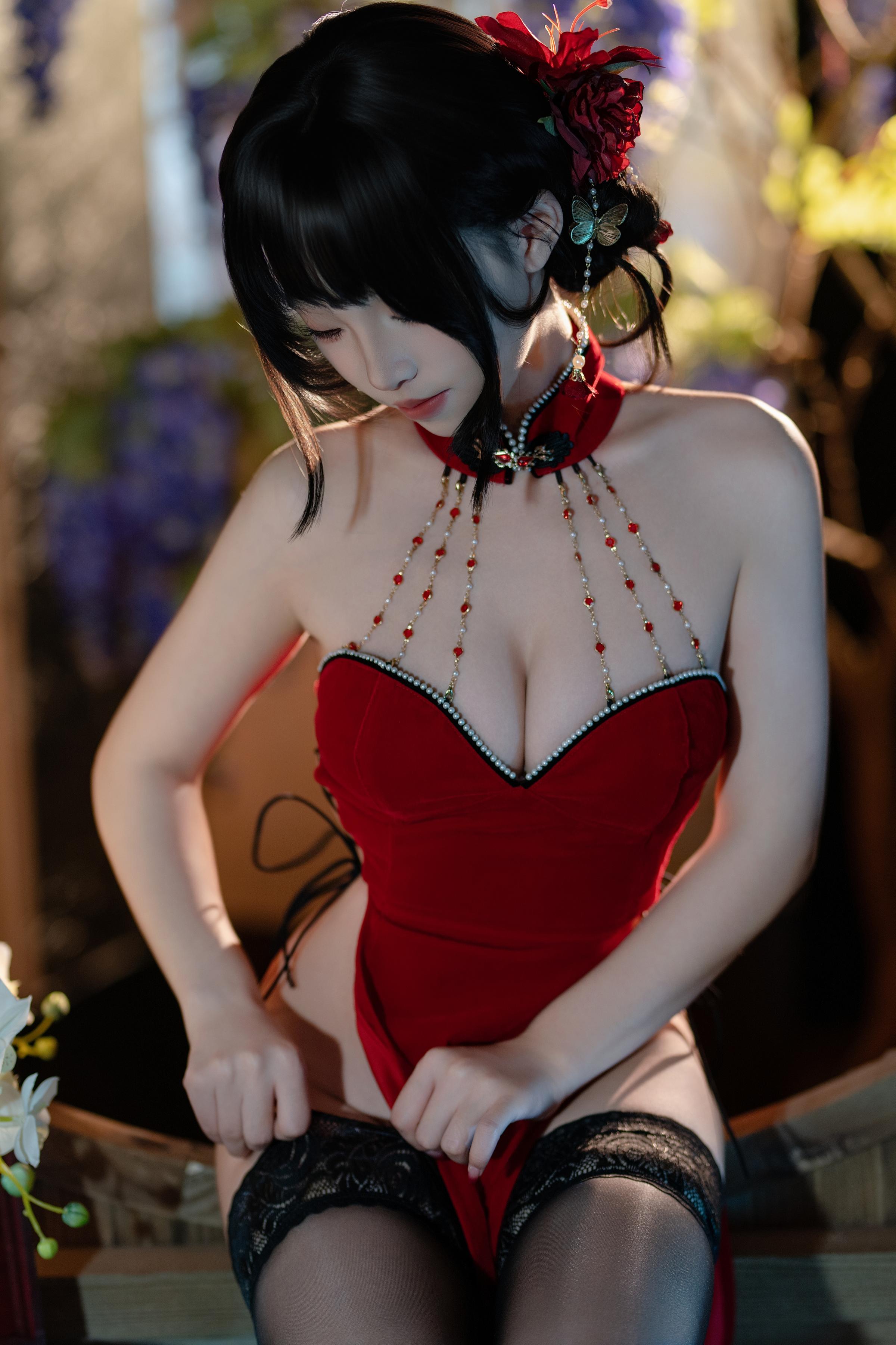 [Private] Bangni - New Year Qipao: Red Qipao, Black Stockings, Stunning Legs, Bold Reveals, 82P8V