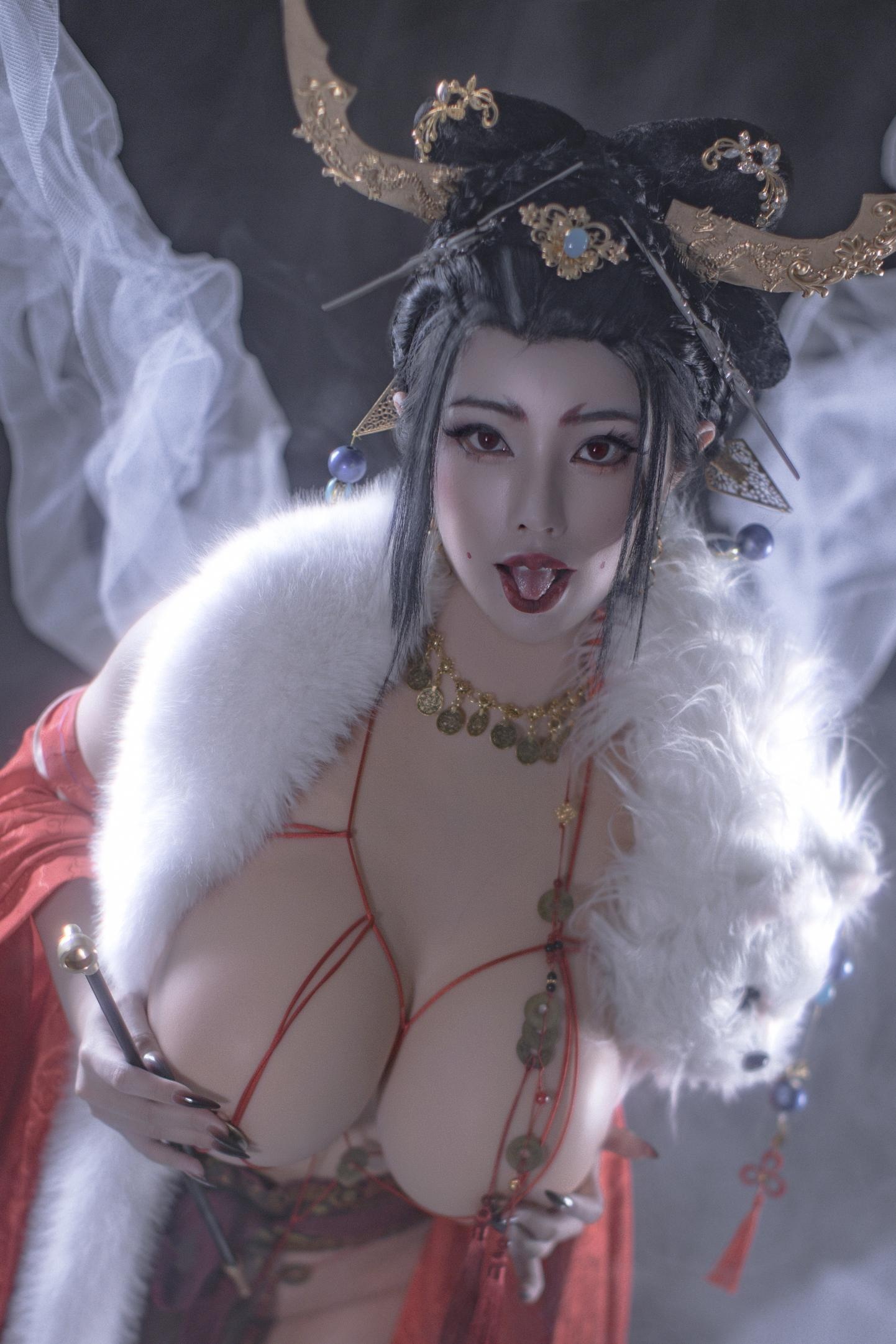 [私房] titi - 無常狐：紅衣狐妖巨乳露穴 東方大尺度 90P