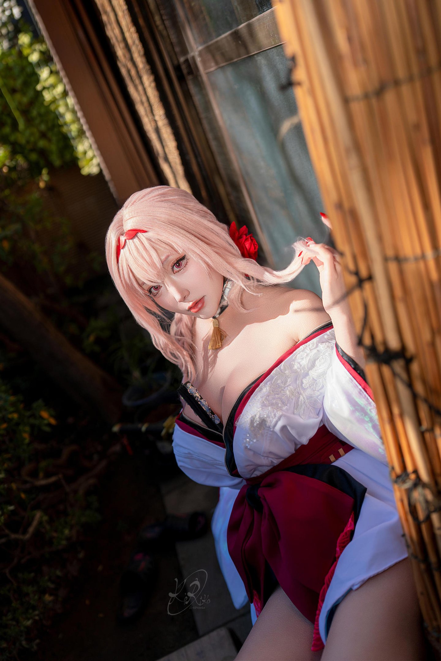 [costume扮演] 切切Celia - Nikke勝利女神 暗影 憧憬之花：粉髮和風露肩 巨乳長腿還原 39P