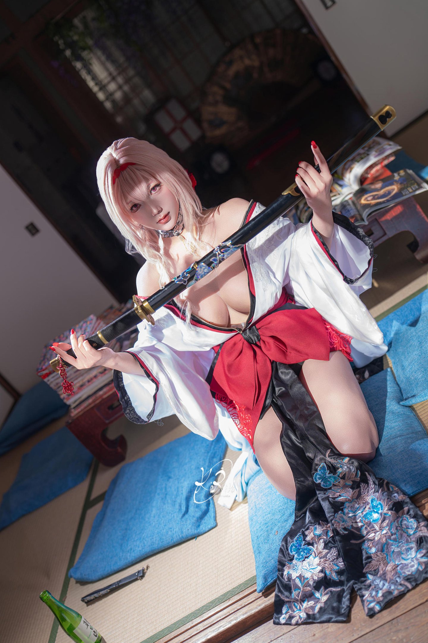 [costume扮演] 切切Celia - Nikke勝利女神 暗影 憧憬之花：粉髮和風露肩 巨乳長腿還原 39P