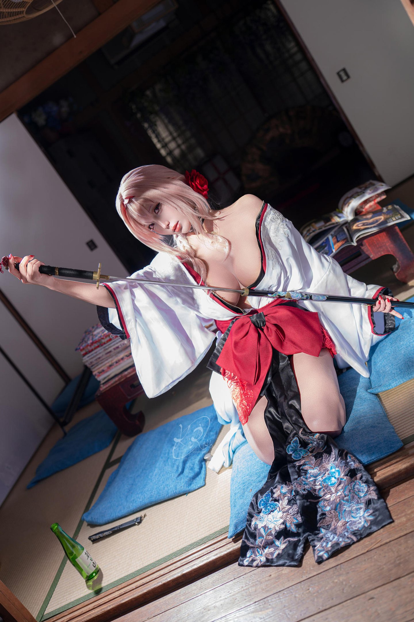 [costume扮演] 切切Celia - Nikke勝利女神 暗影 憧憬之花：粉髮和風露肩 巨乳長腿還原 39P