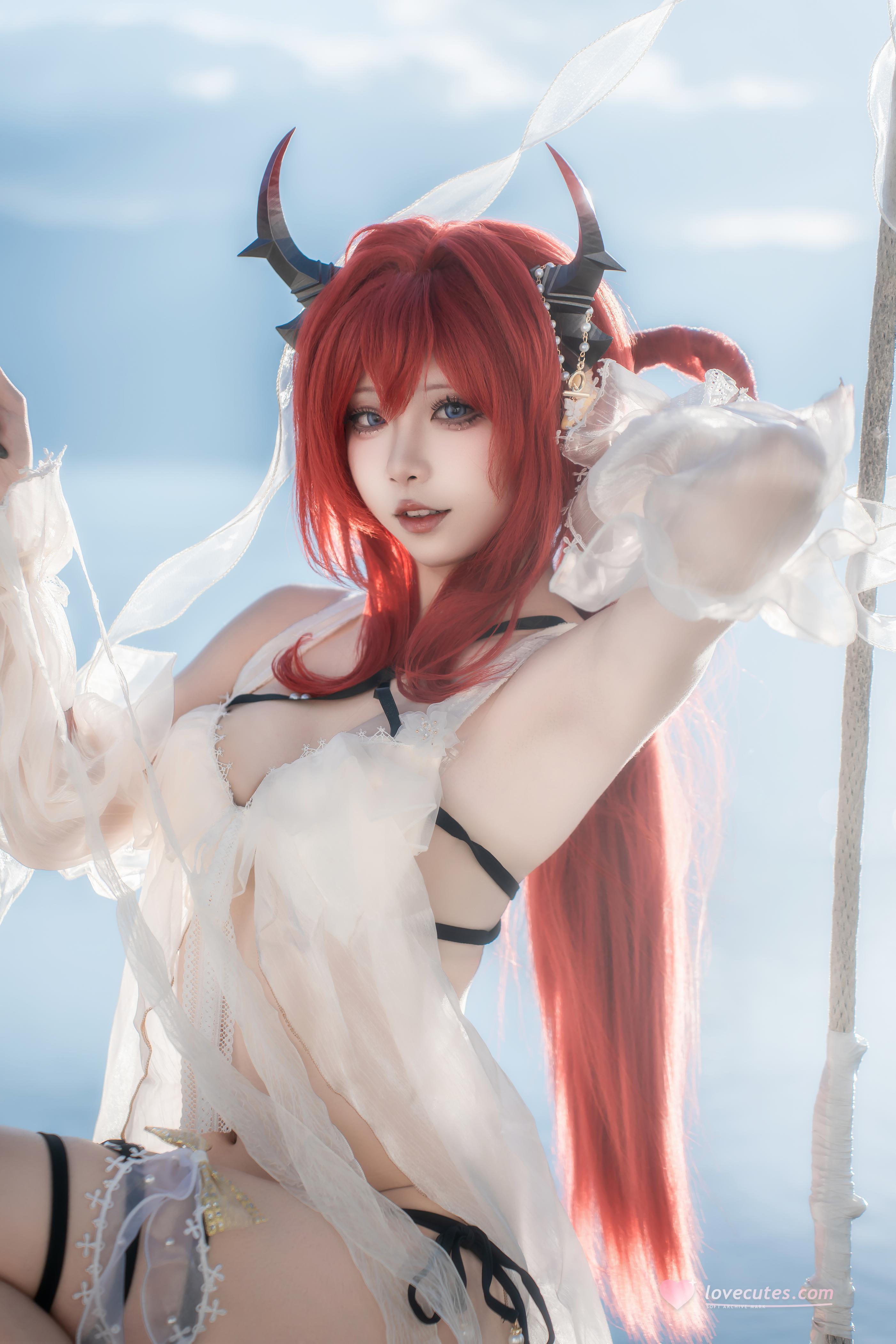 [costume扮演] 纸悦Etsu_ko - 明日方舟 史尔特尔 泳裝：紅髮惡魔角輕紗水景還原 37P