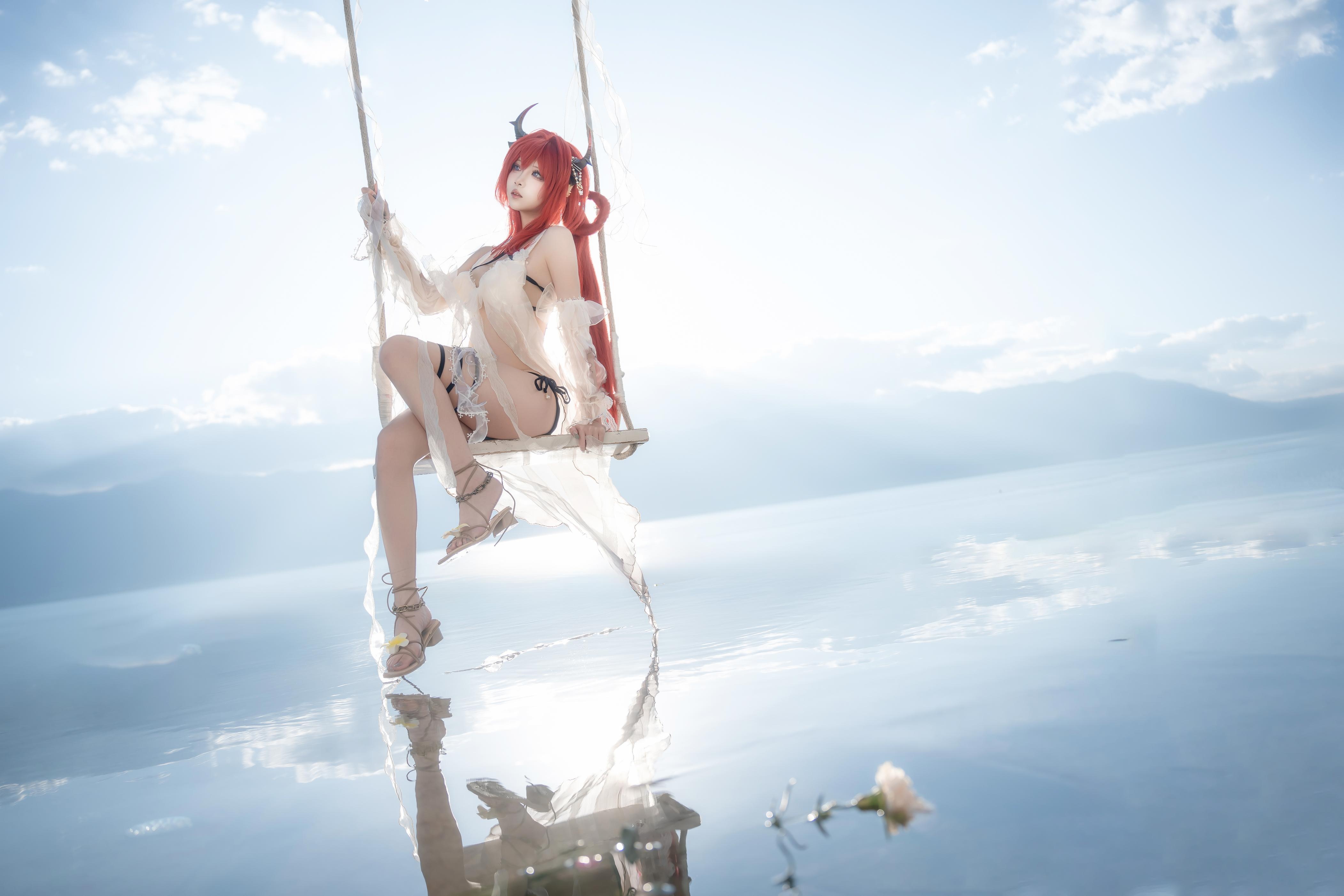 '[cosplay] 纸悦Etsu_ko - 明日方舟 史尔特尔 Bikinis: Tái hiện cảnh nước nhẹ nhàng của ác quỷ tóc đỏ 37P'