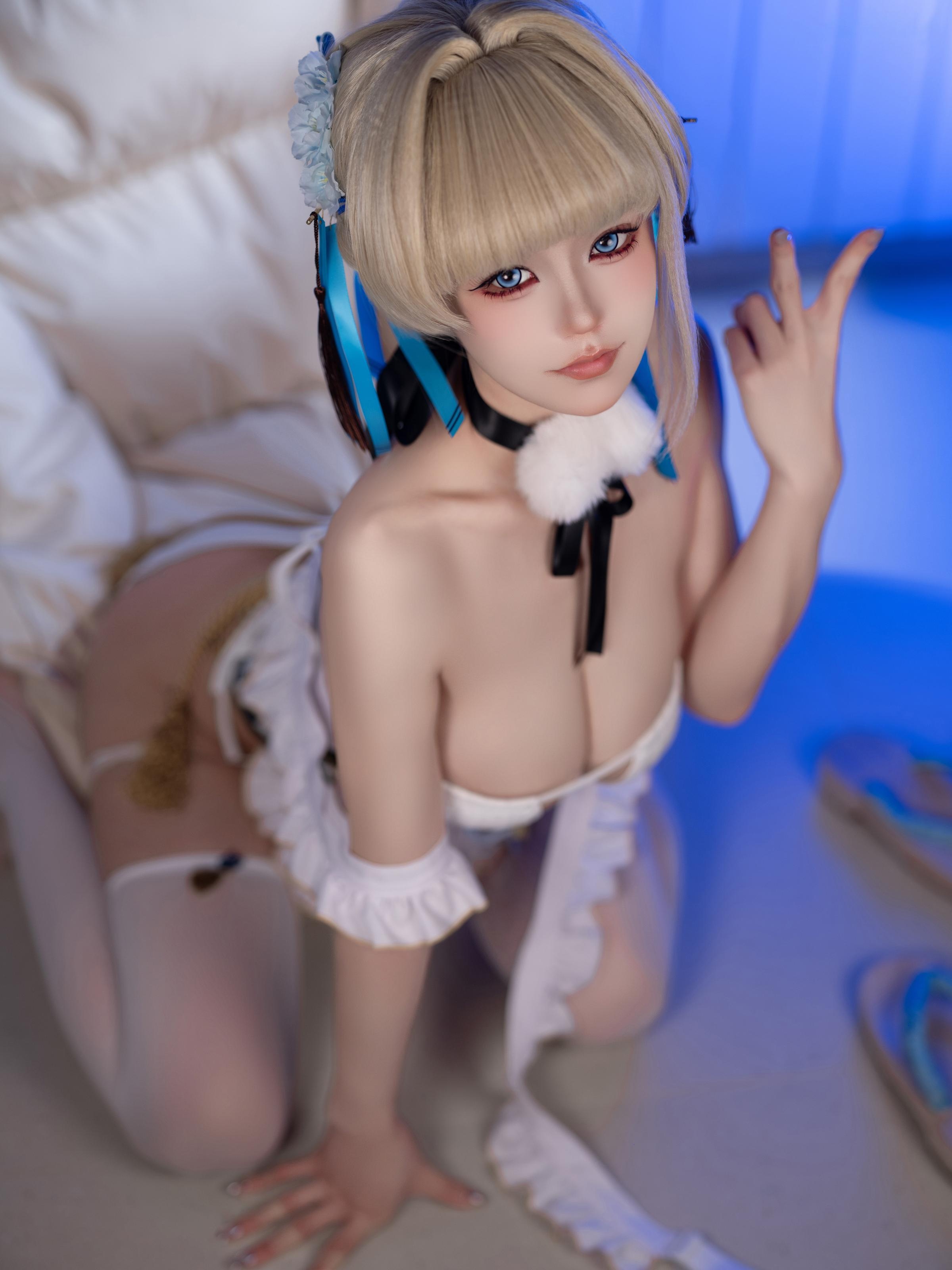[私房] 小仓千代w - Cô Nina: Bộ đồ hầu gái xanh trắng, mông cong, ngực khủng 65P