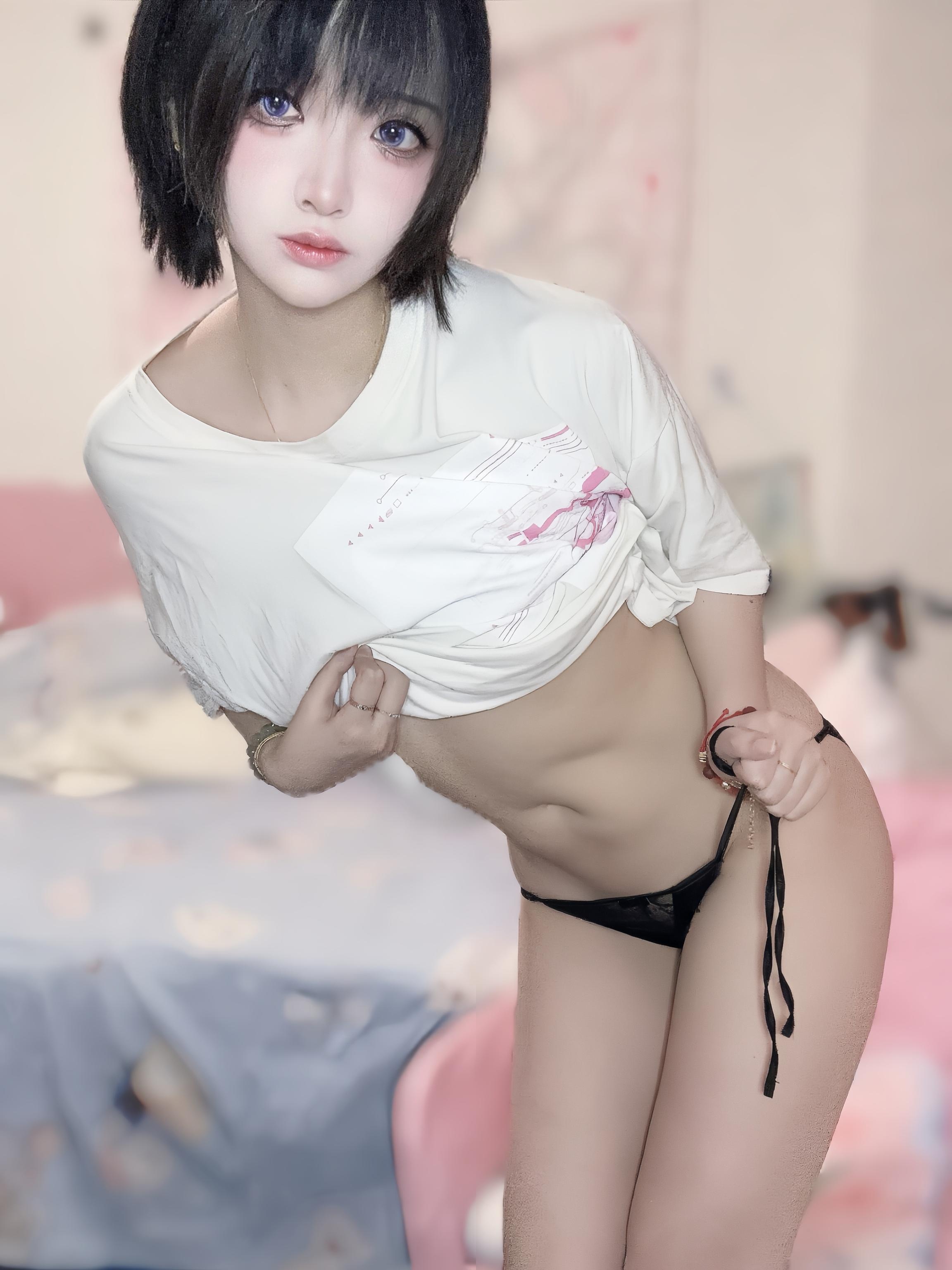 [Private] Crazy Cat ss - June 2025 Membership Subscription: Home Selfies in Lingerie, Exposed Points, Stunning Thighs, 60P3V