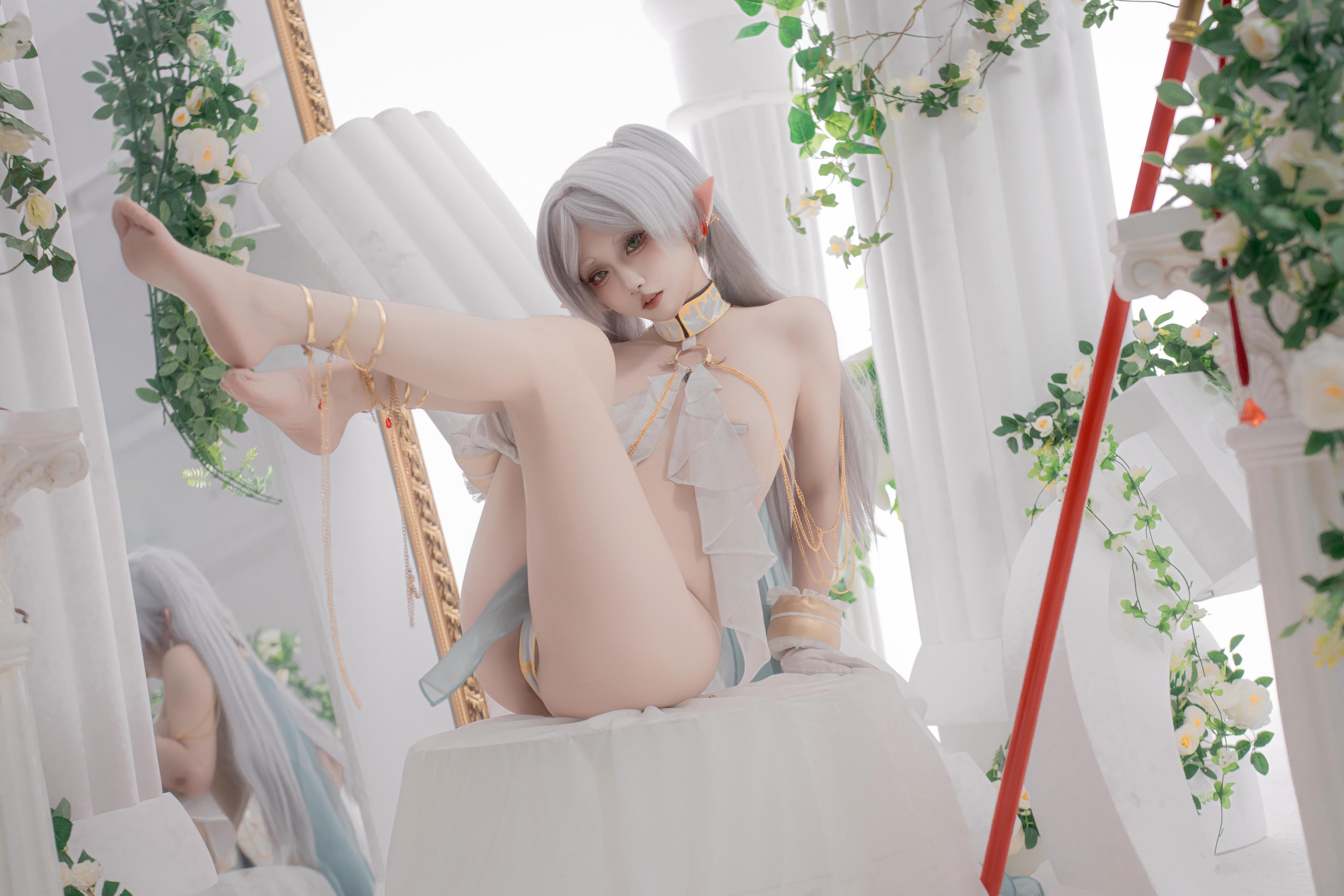 【コスプレ】紙悦Etsu_ko - 葬送のフリリアン 舞娘：銀髪エルフ耳の軽やかなシースルー裸体再現 73P
