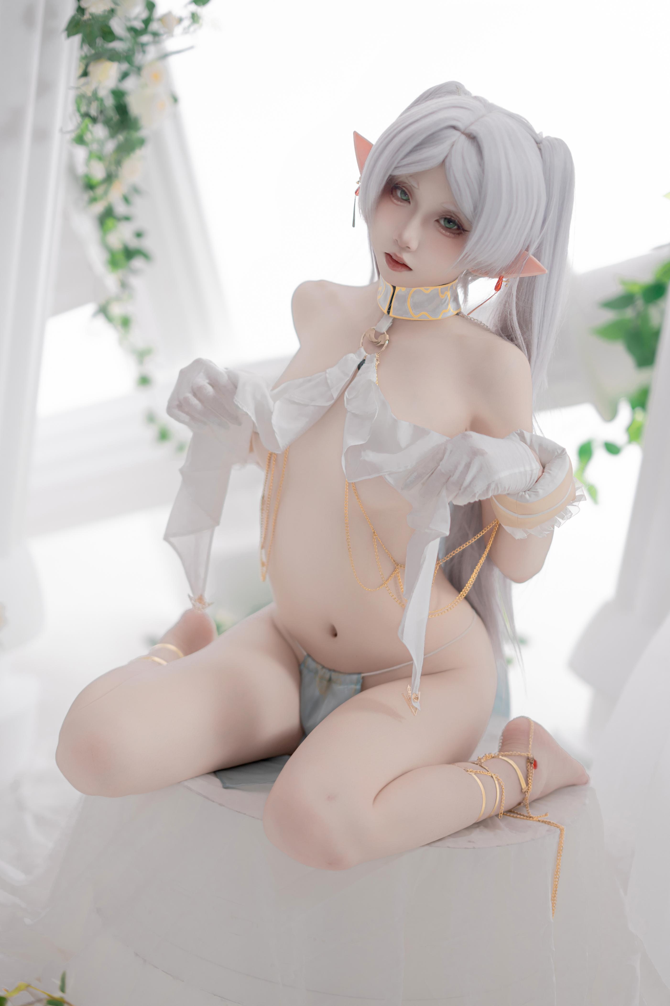[Cosplay] Zhi Yue Etsu_ko - Fateful Flare: Silver-Haired Elf Dancer in Sheer Veil - 73P
