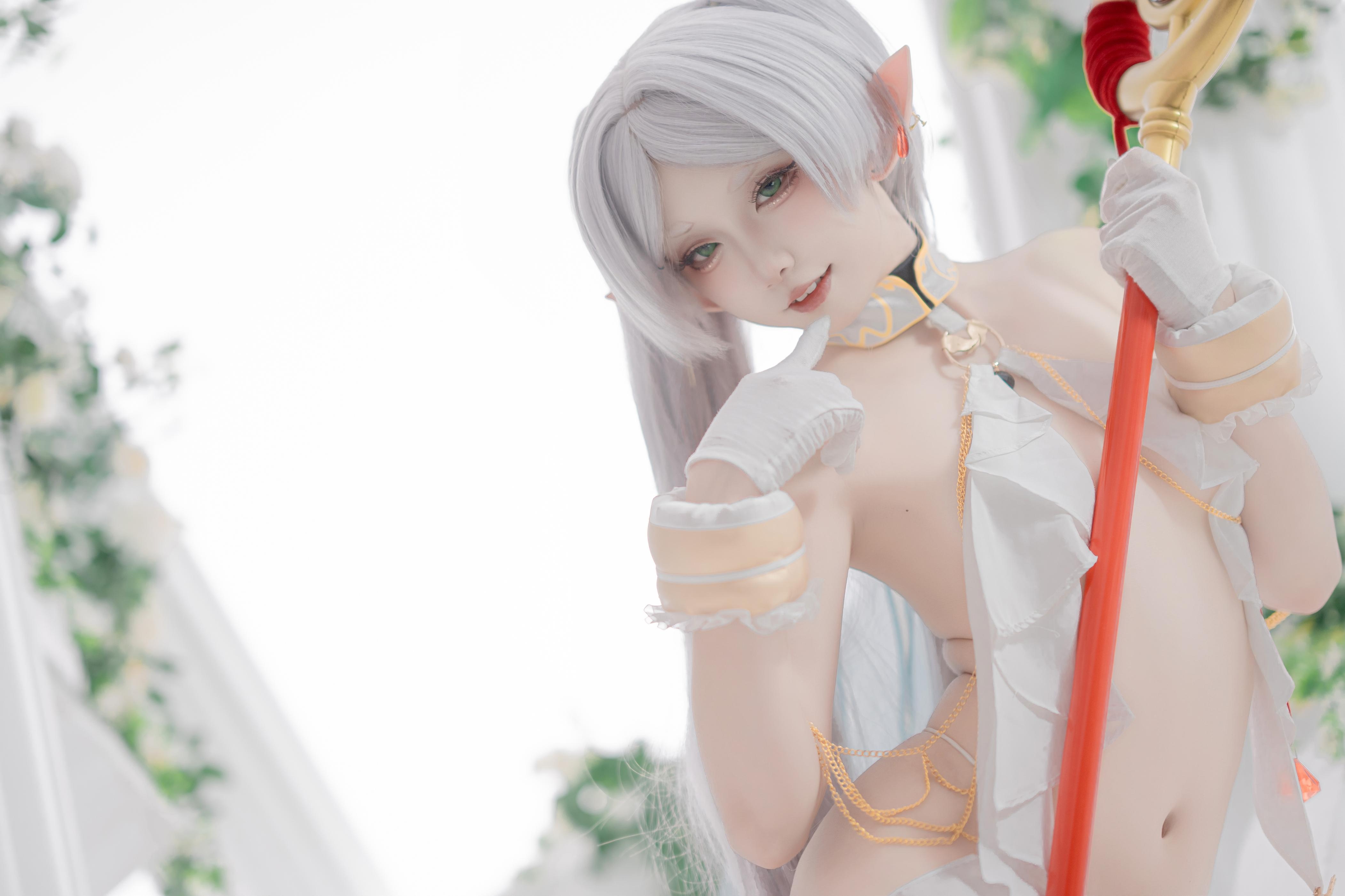 [Cosplay] Zhi Yue Etsu_ko - Fateful Flare: Silver-Haired Elf Dancer in Sheer Veil - 73P
