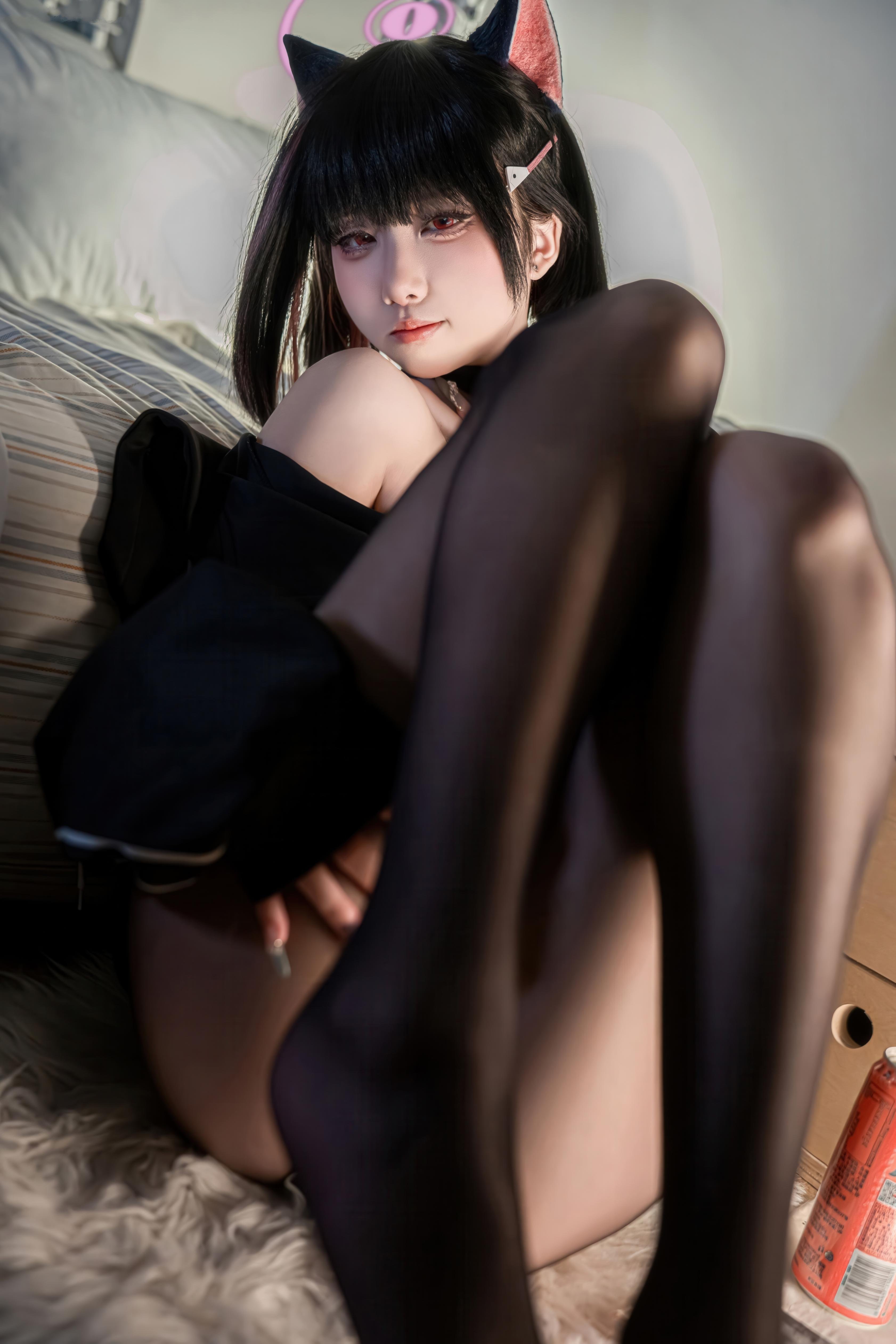 '[코스프레] 纸悦Etsu_ko - 푸른 아카이브 앙산 카자: 검은 스타킹 고양이 귀 세일러복 미각 촬영 55P'