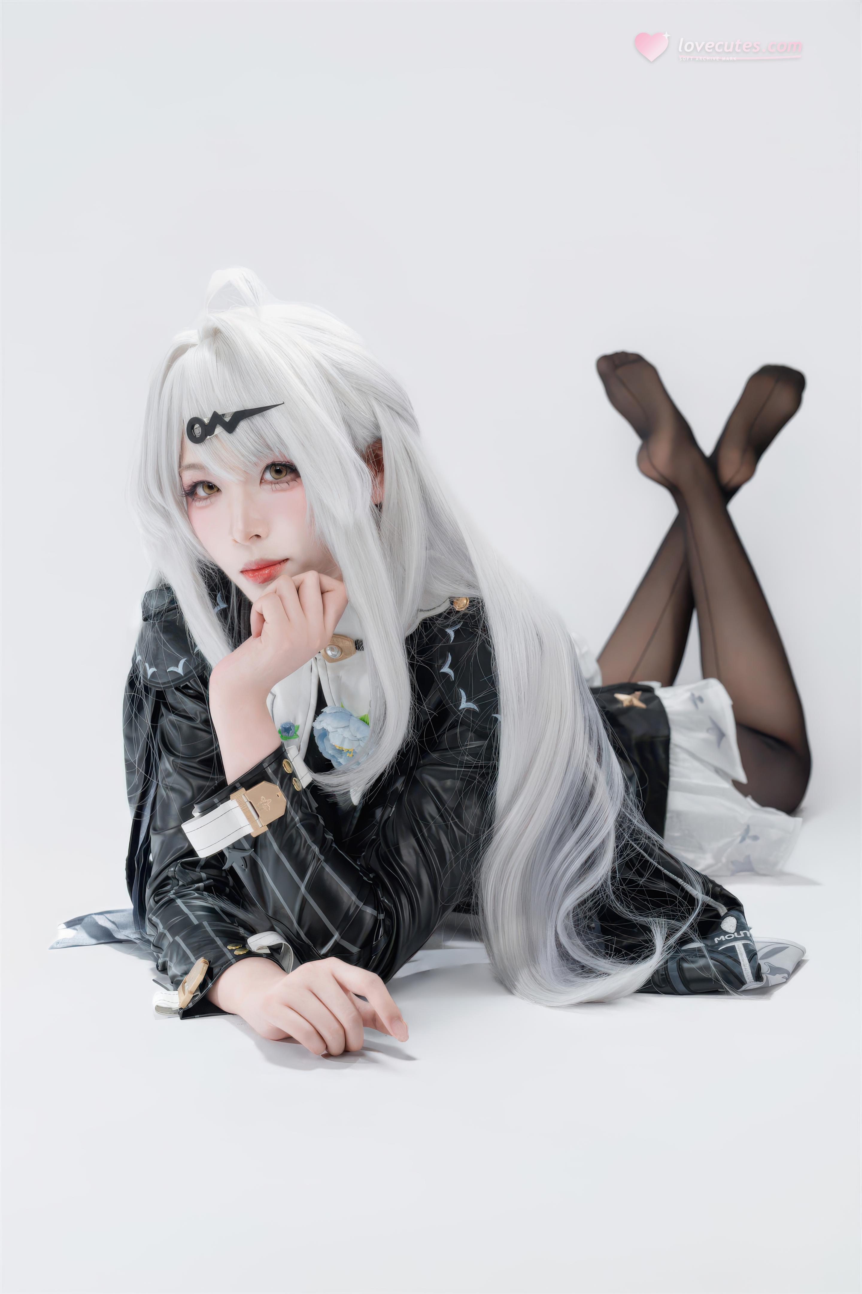 【コスプレ】轩萧学姐 - 绝区零 仪玄 墨形影踪OL：白髪黒ストッキング皮衣 長腿再現 100P