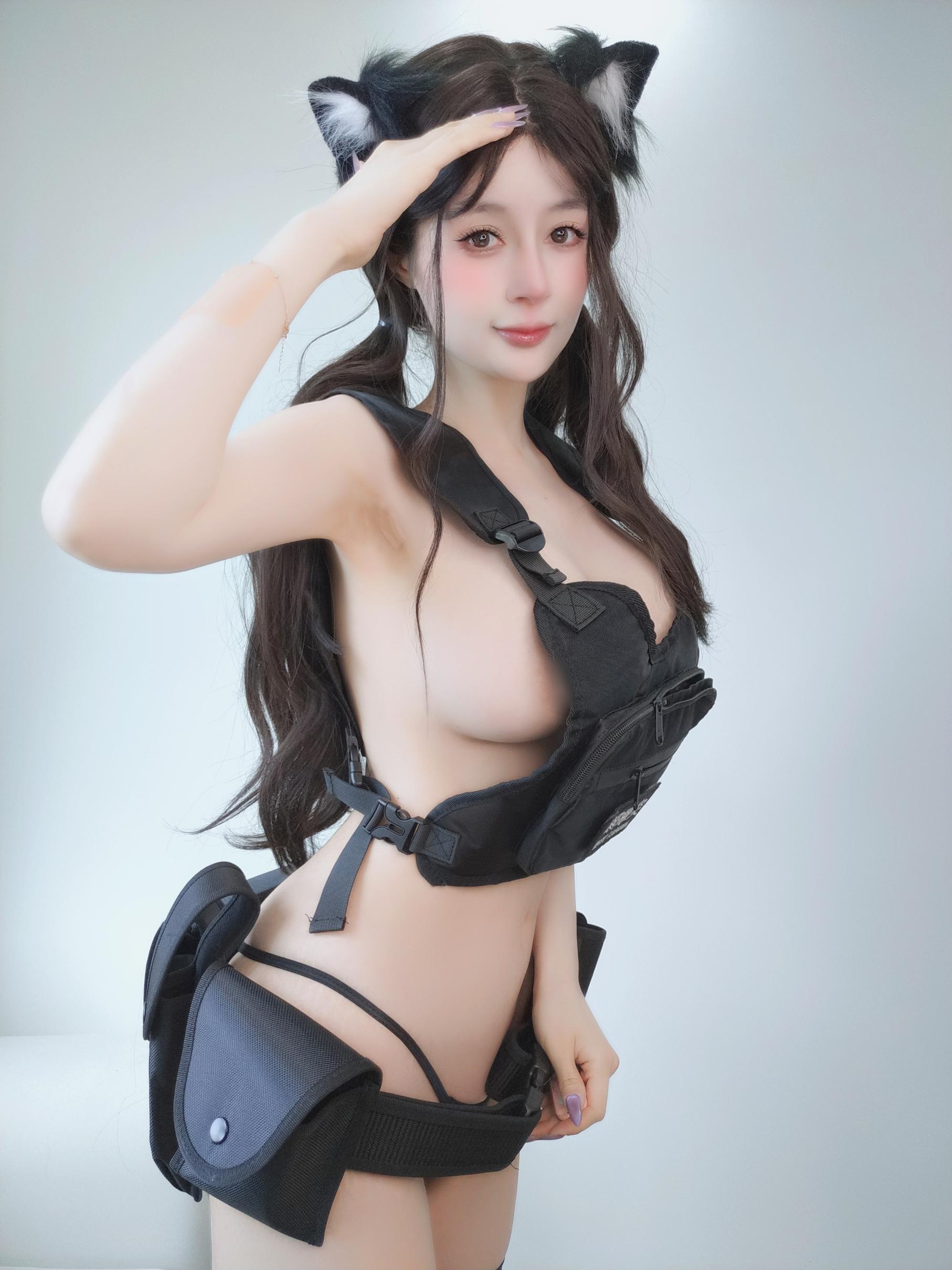 [Private] Silver 81 - Selfies Vol. 098: Cat Ear See-Through Lingerie, Big Breasts & Curvy Hips Selfies 98P9V