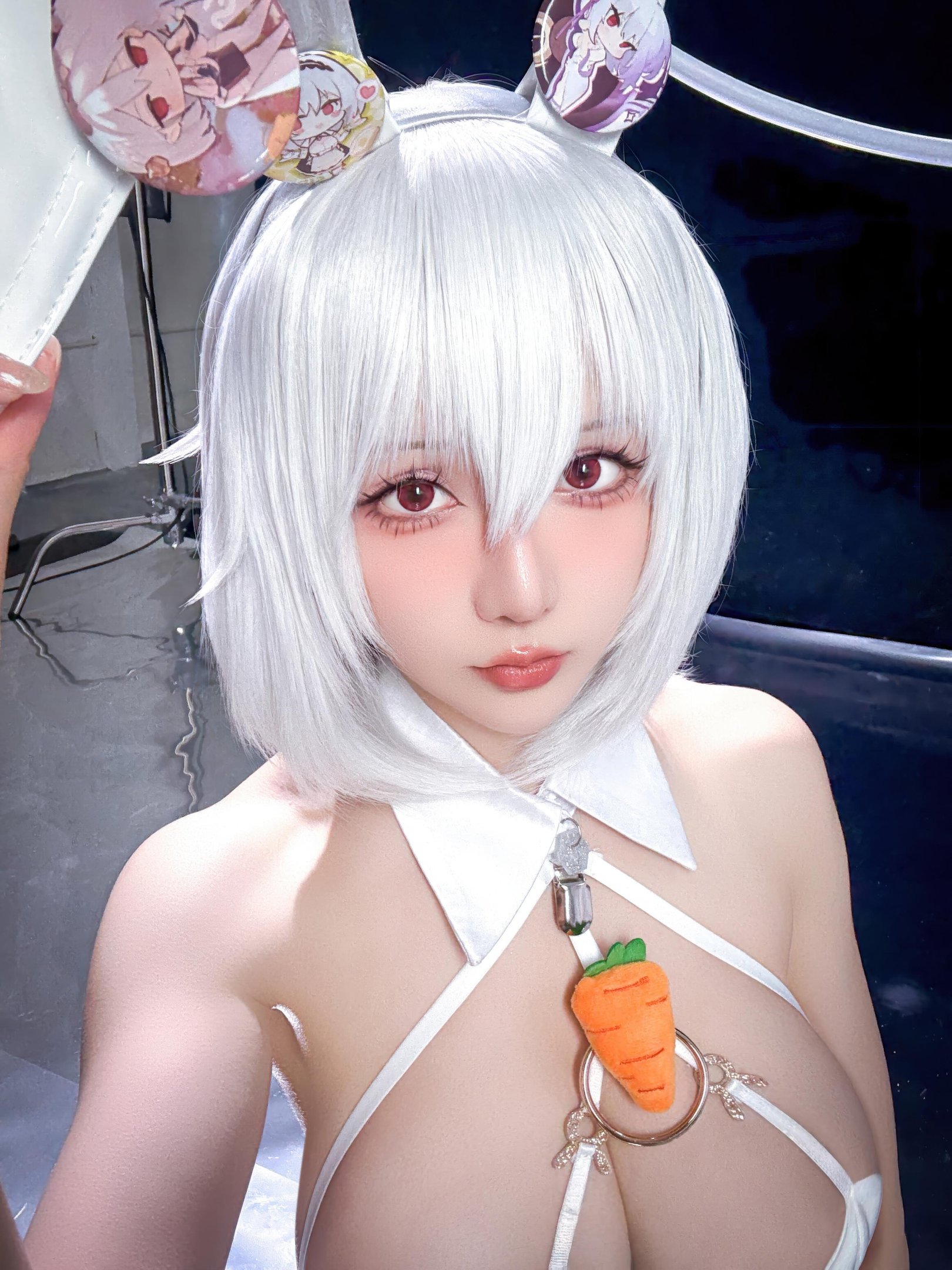 [costumeプレイ] 星之迟迟Hoshilily - 碧蓝航线 天狼星：白ウサギ女郎 白ストッキング 巨乳 露出美脚再現 58P